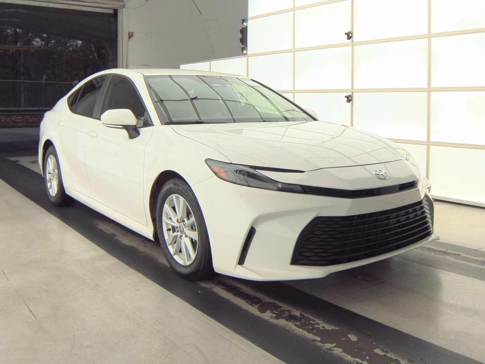 2025 Toyota Camry LE FWD