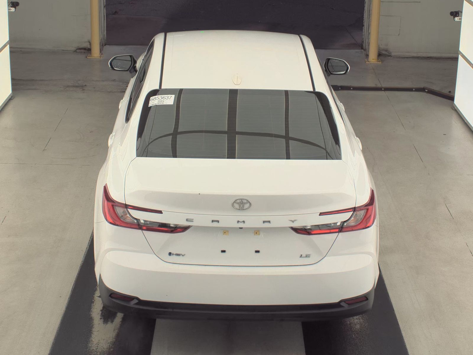 2025 Toyota Camry LE FWD