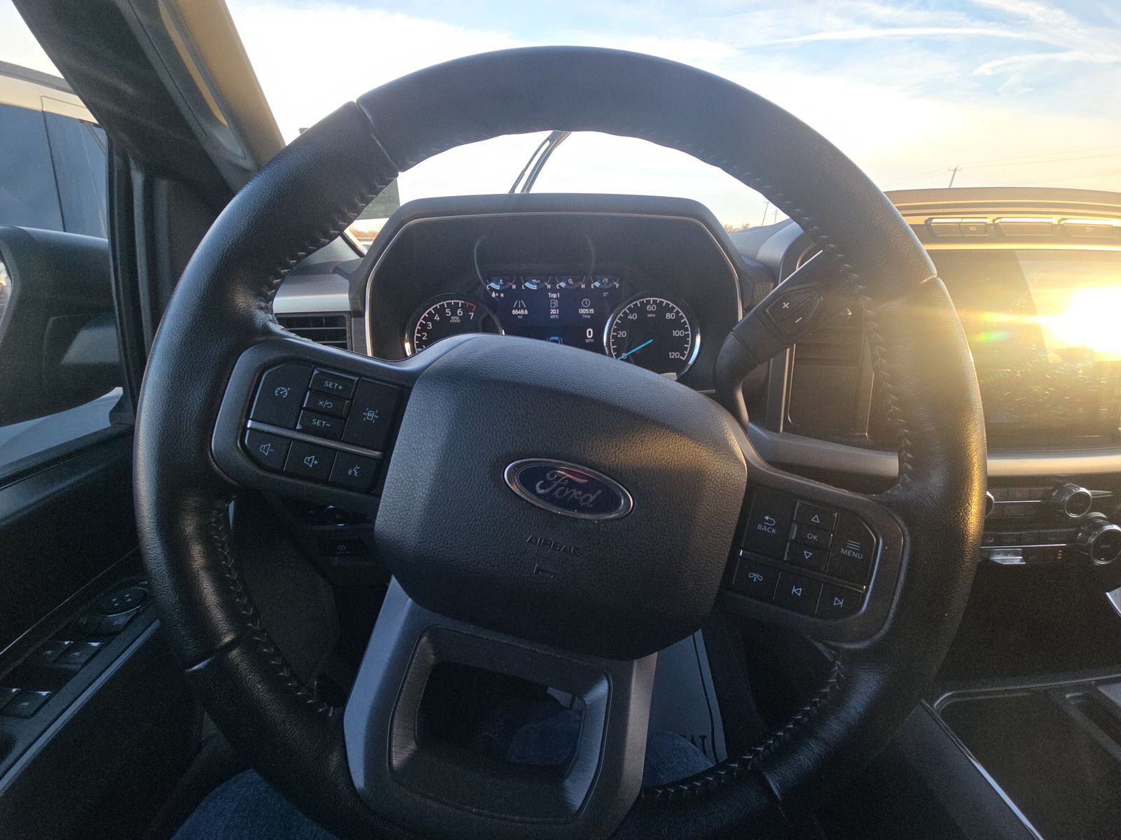 2022 Ford F-150 XLT AWD