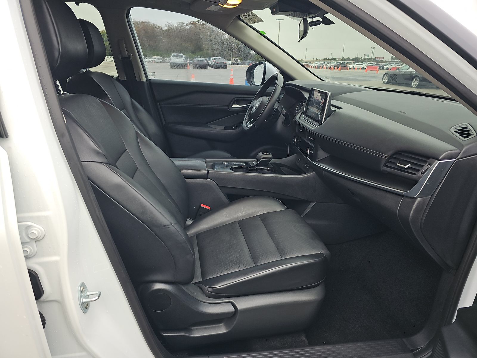 2024 Nissan Rogue SV FWD