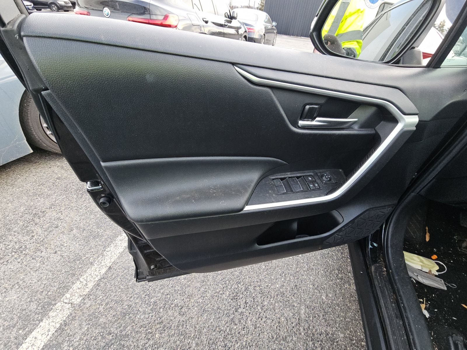 2024 Toyota RAV4 Hybrid SE AWD