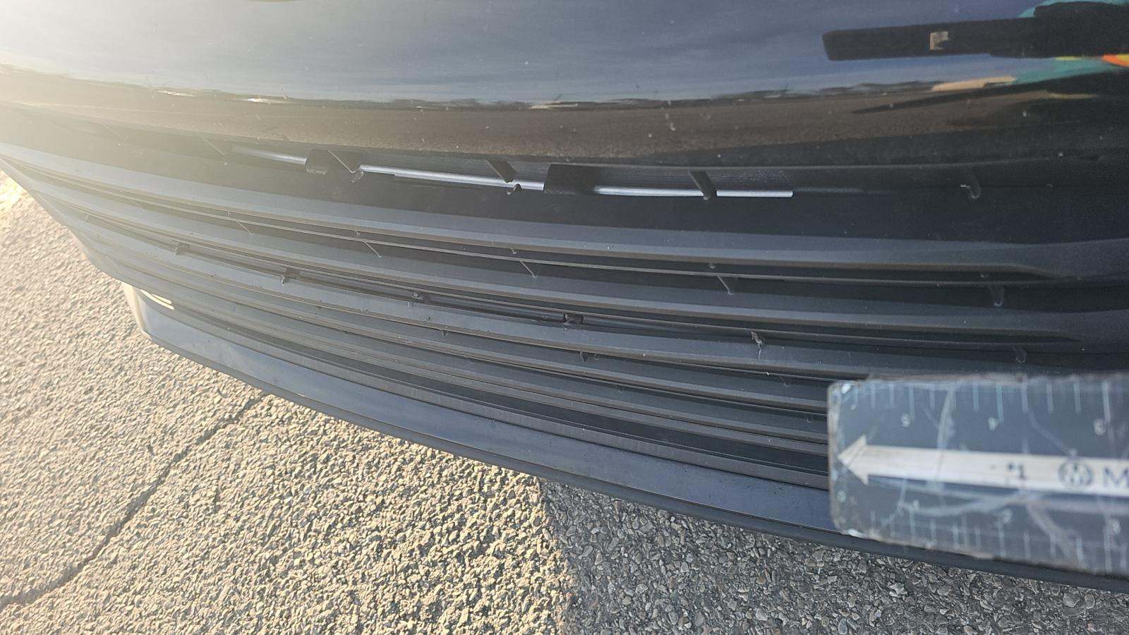 2024 Toyota Sienna LE FWD