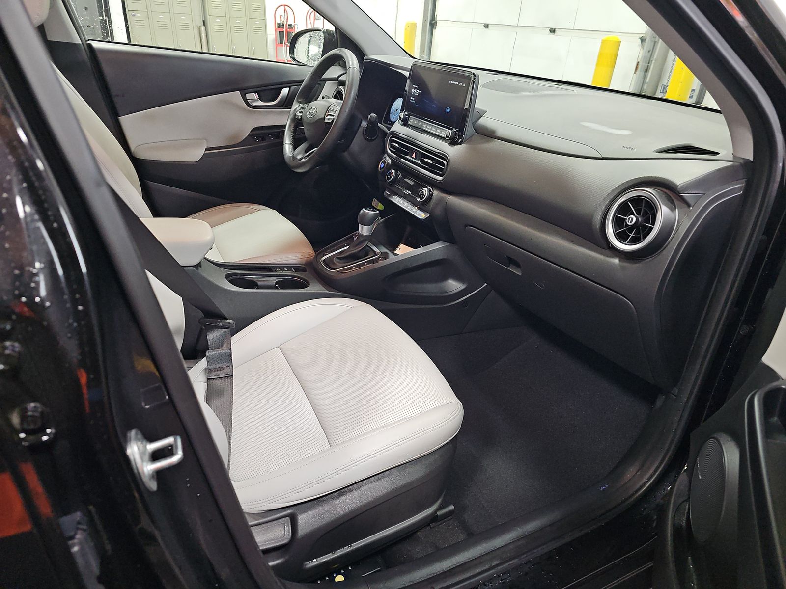 2023 Hyundai Kona Limited AWD