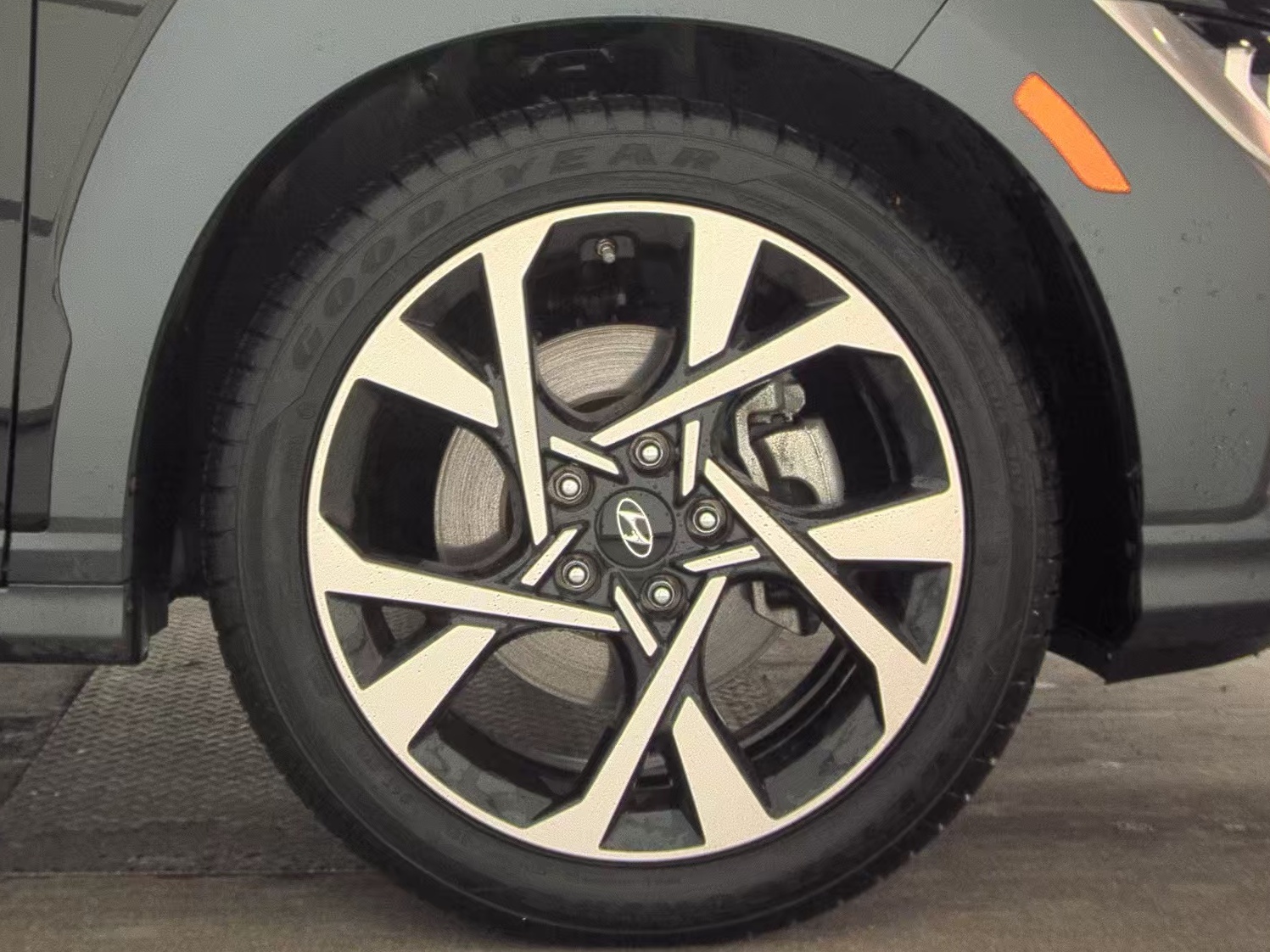 2023 Hyundai Kona Limited AWD