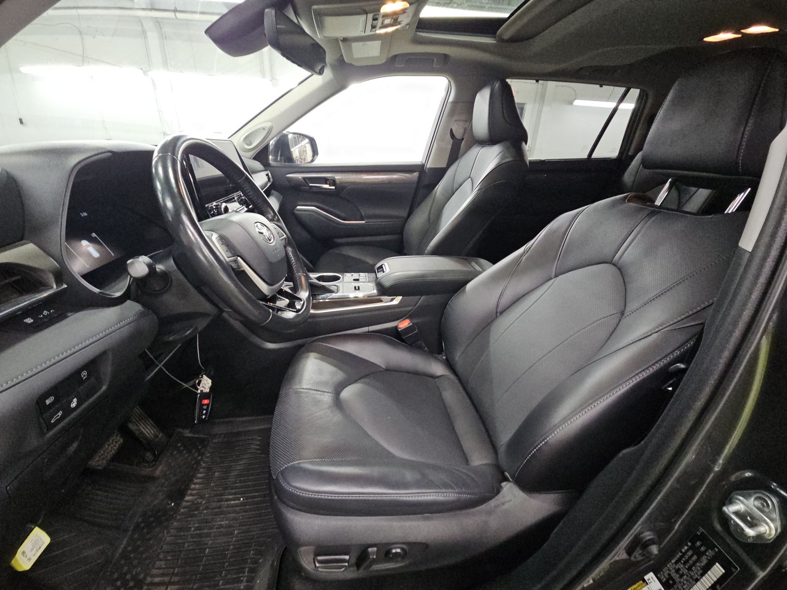 2023 Toyota Highlander Limited FWD