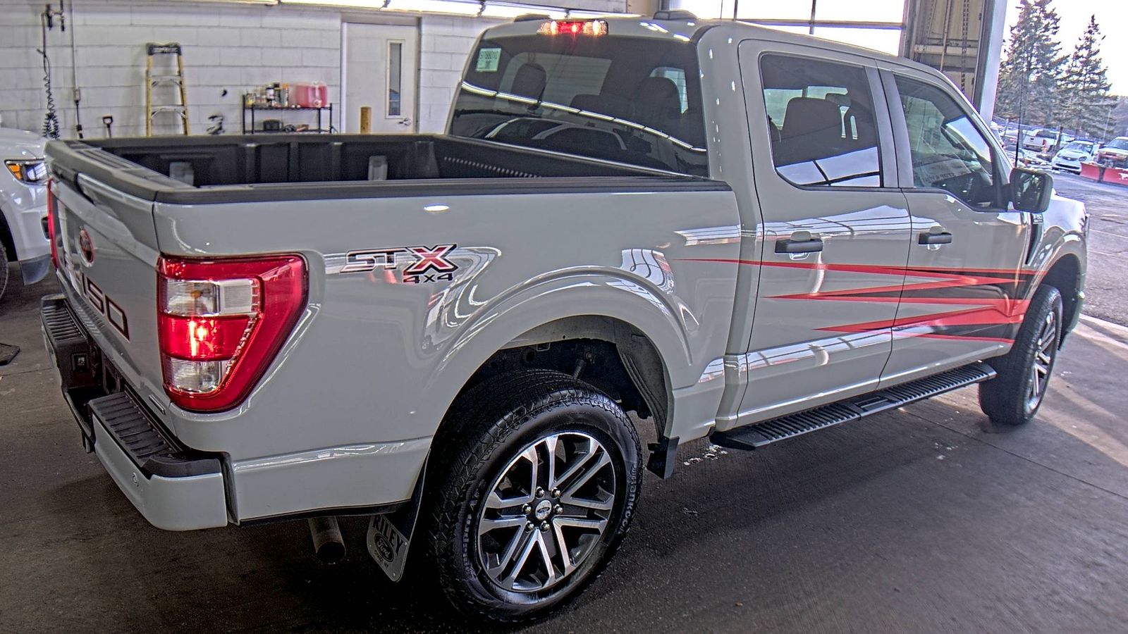 2023 Ford F-150 XL AWD