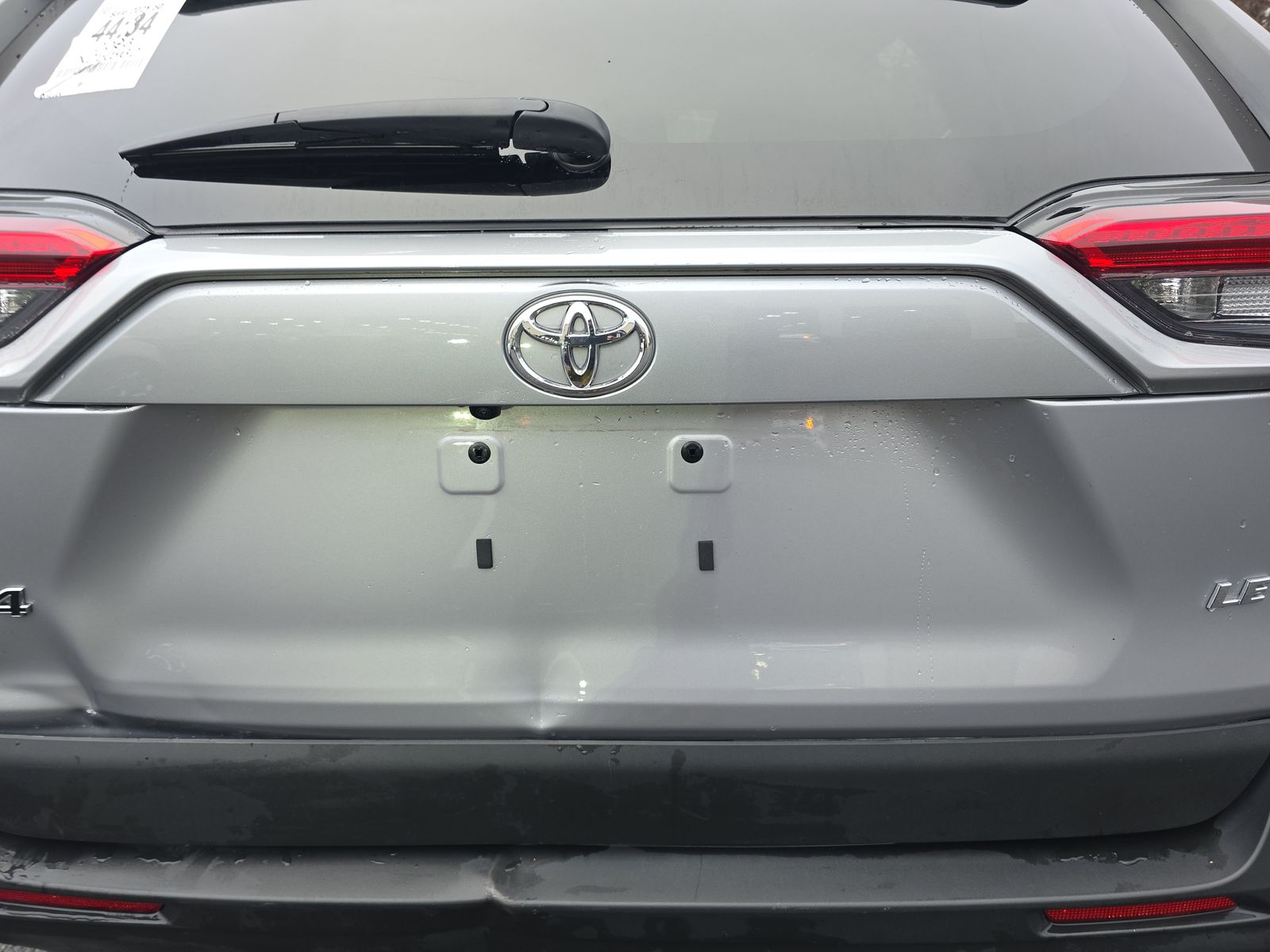 2023 Toyota RAV4 LE FWD