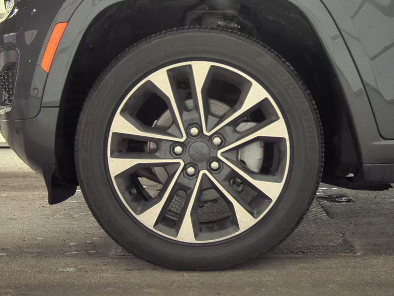 2022 Jeep Grand Cherokee Overland AWD