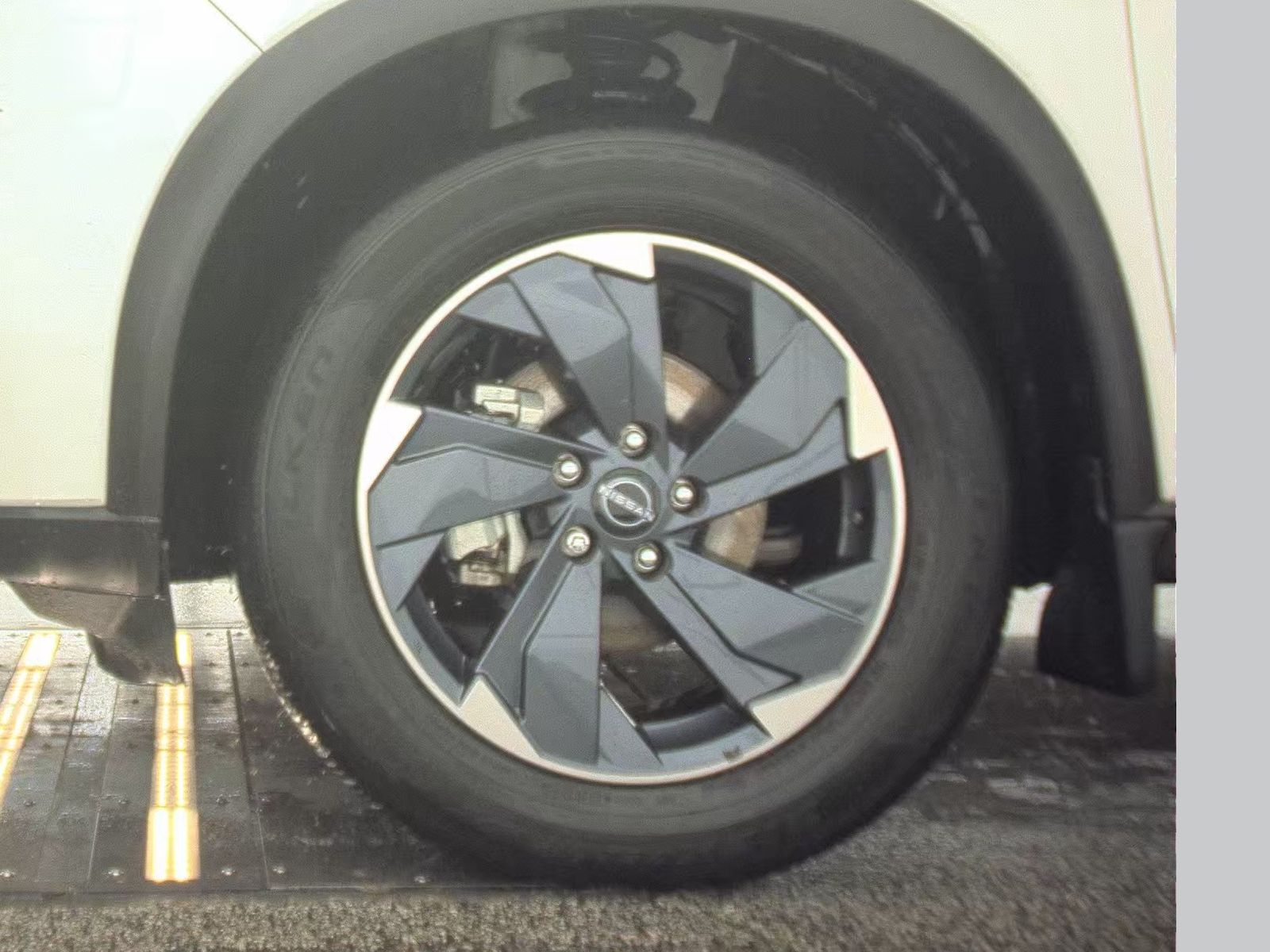 2024 Nissan Rogue SV FWD