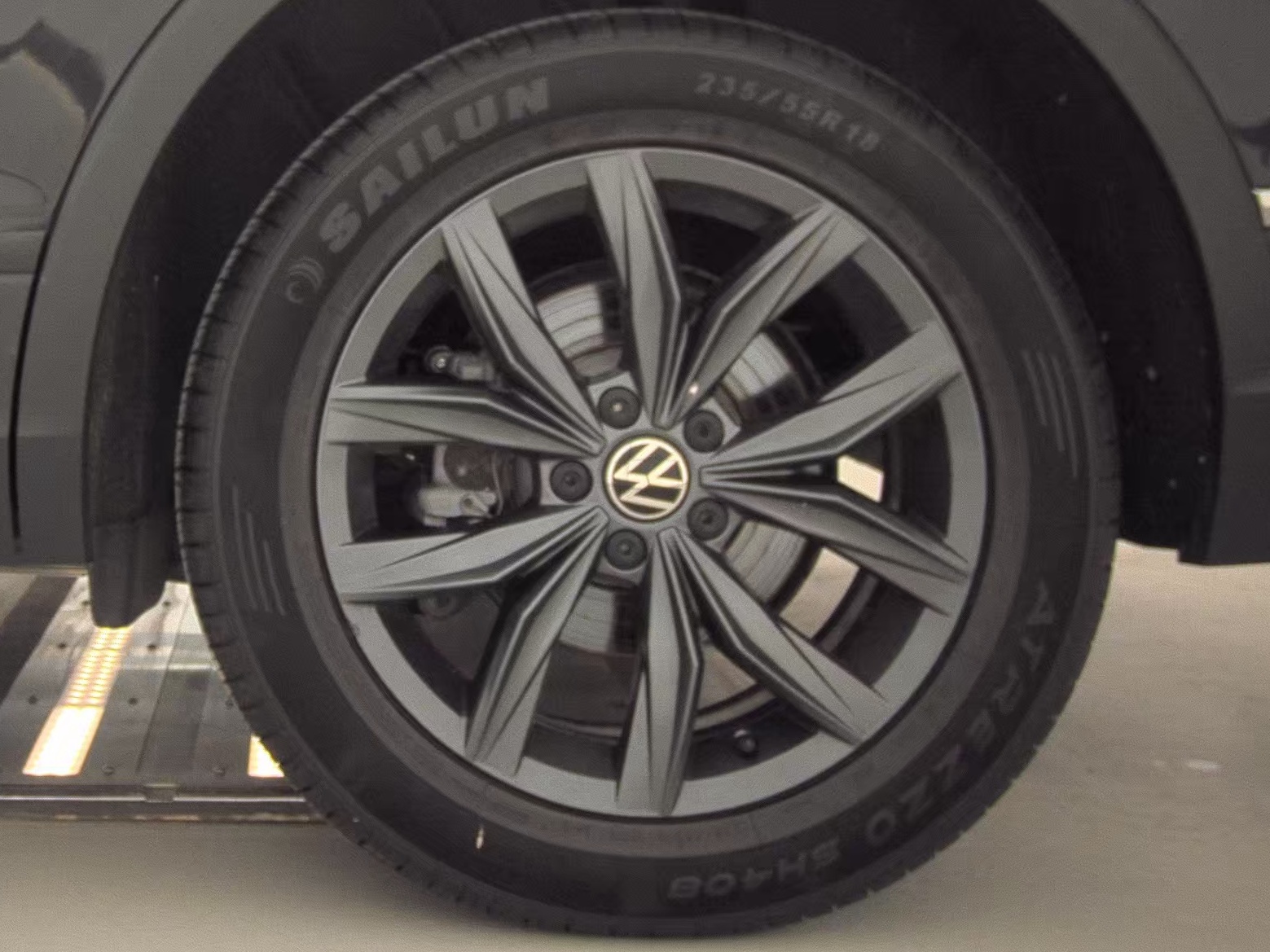 2022 Volkswagen Tiguan 2.0T SE AWD