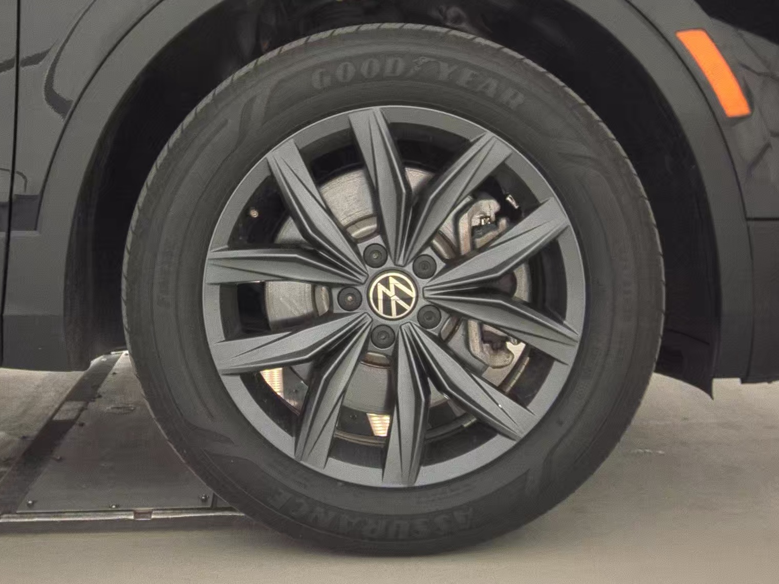 2022 Volkswagen Tiguan 2.0T SE AWD