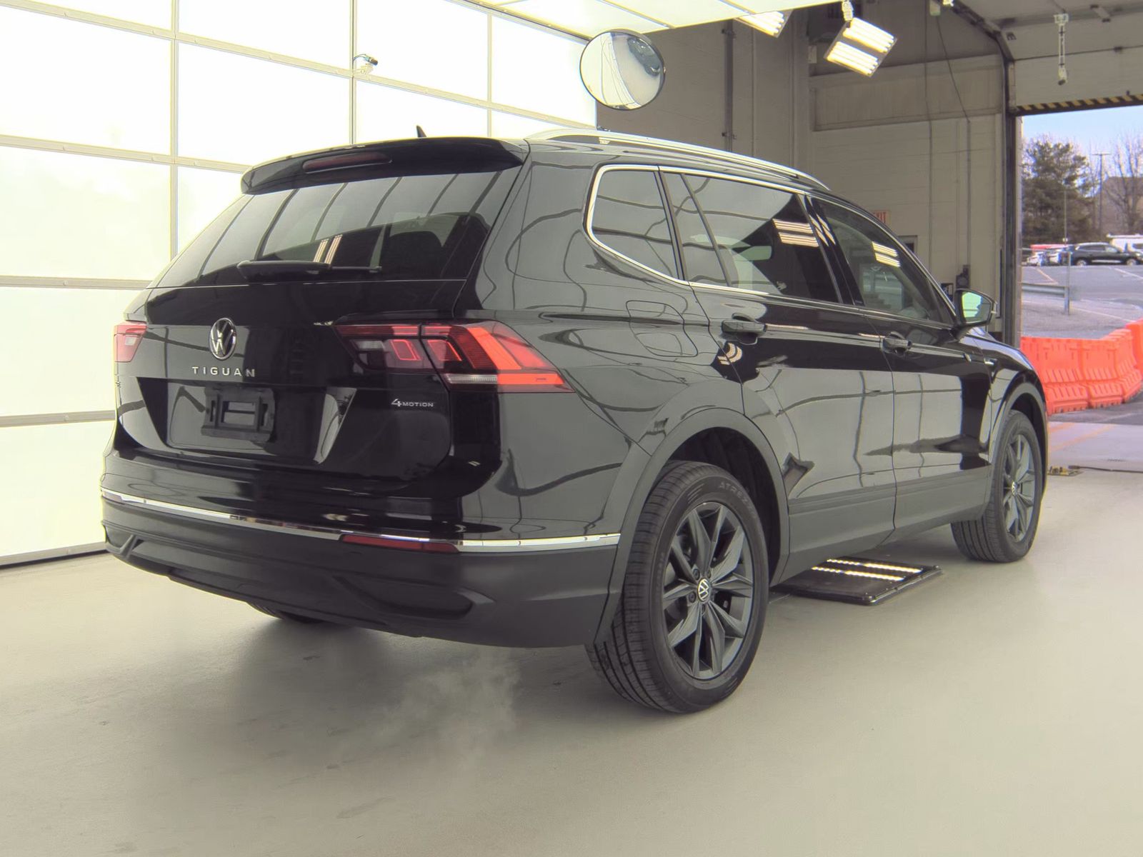 2022 Volkswagen Tiguan 2.0T SE AWD