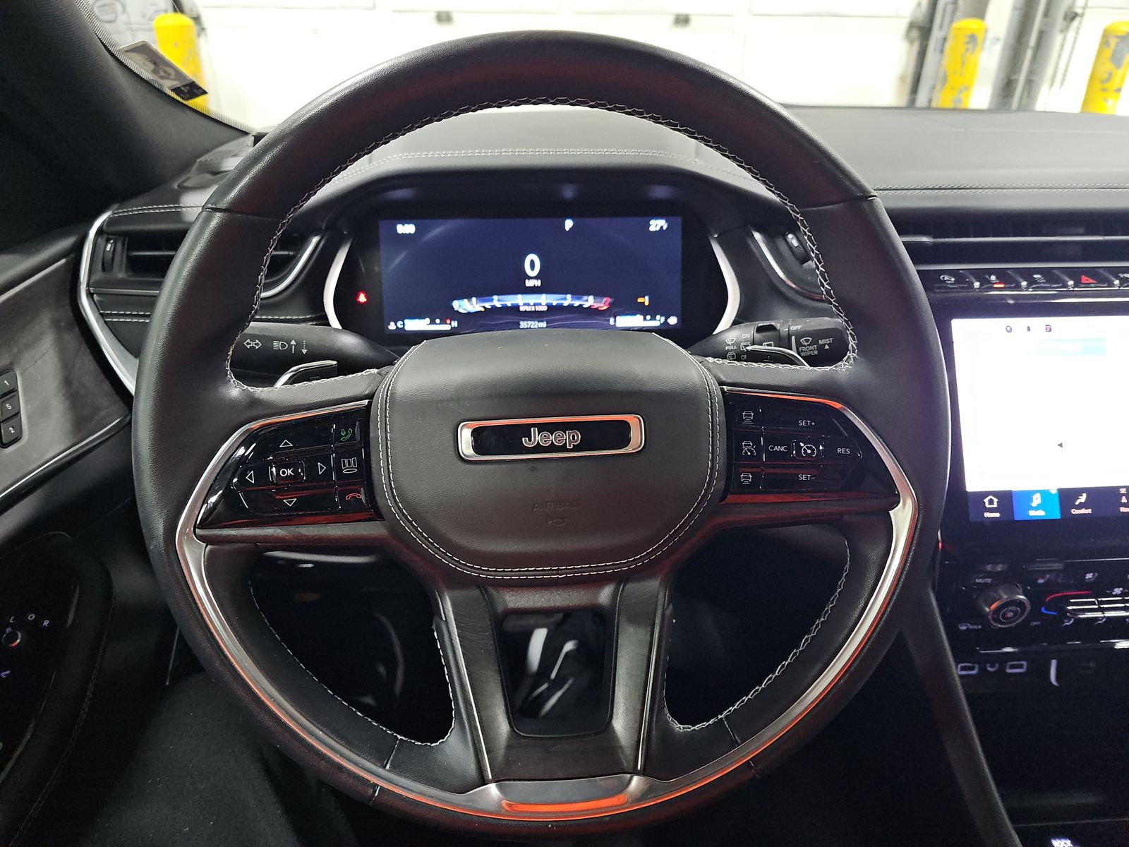 2022 Jeep Grand Cherokee Overland AWD