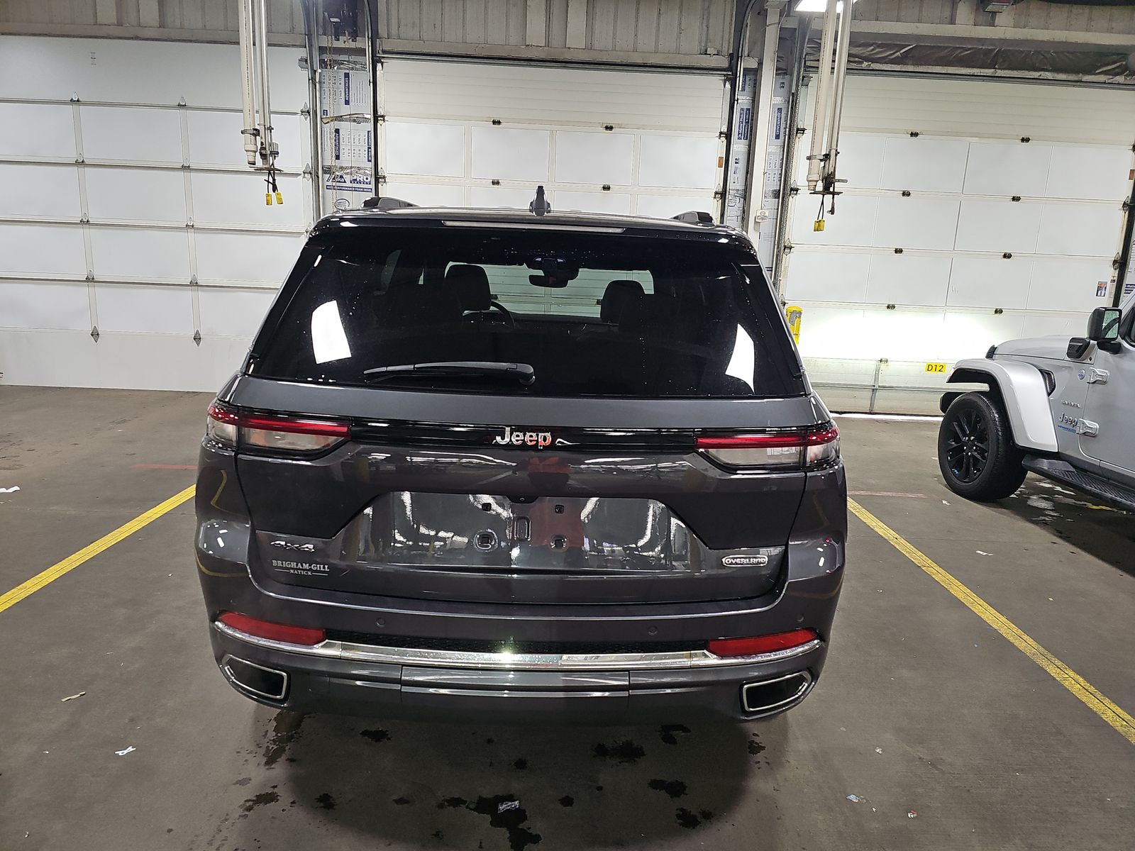 2022 Jeep Grand Cherokee Overland AWD