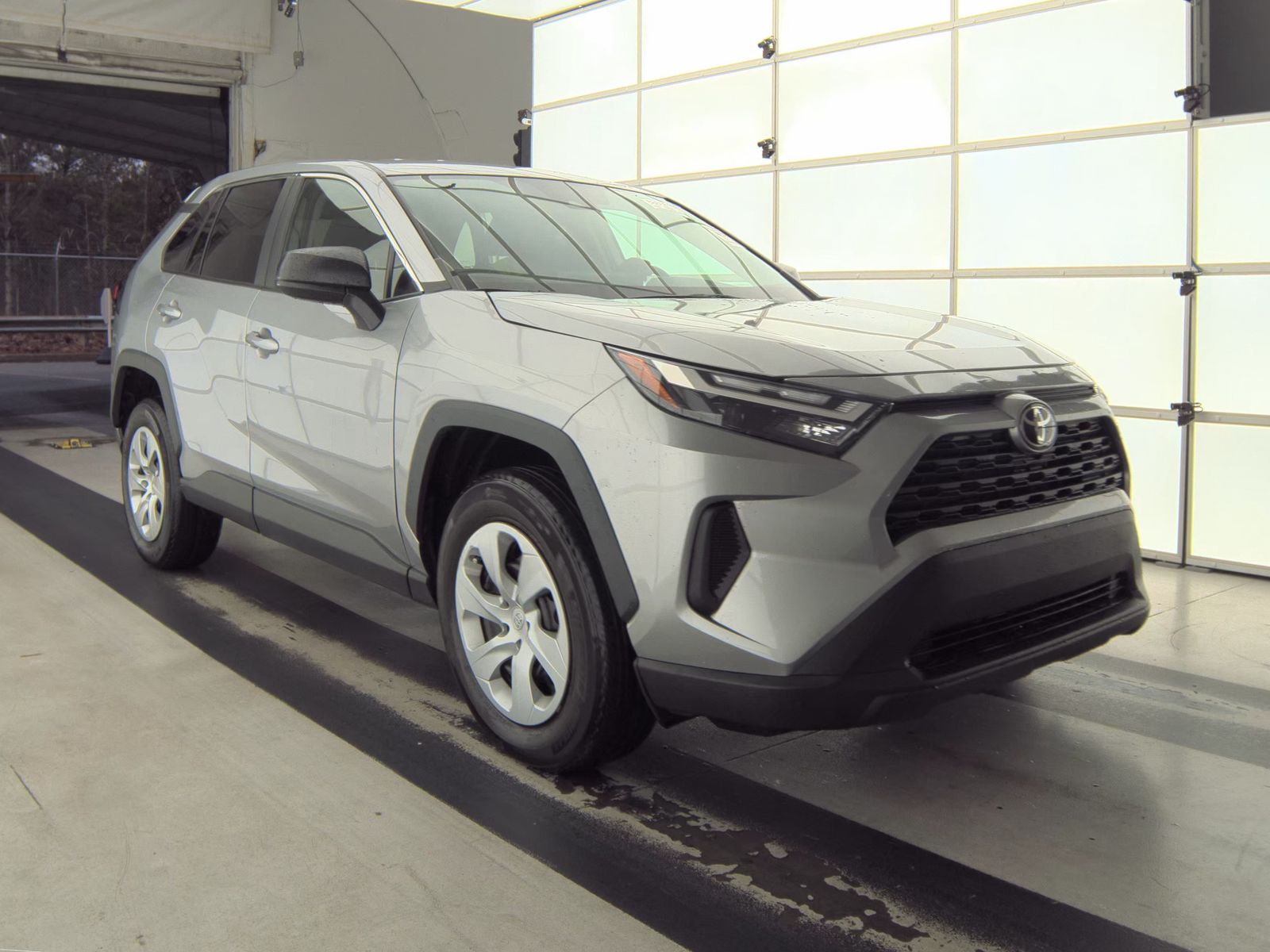 2023 Toyota RAV4 LE FWD