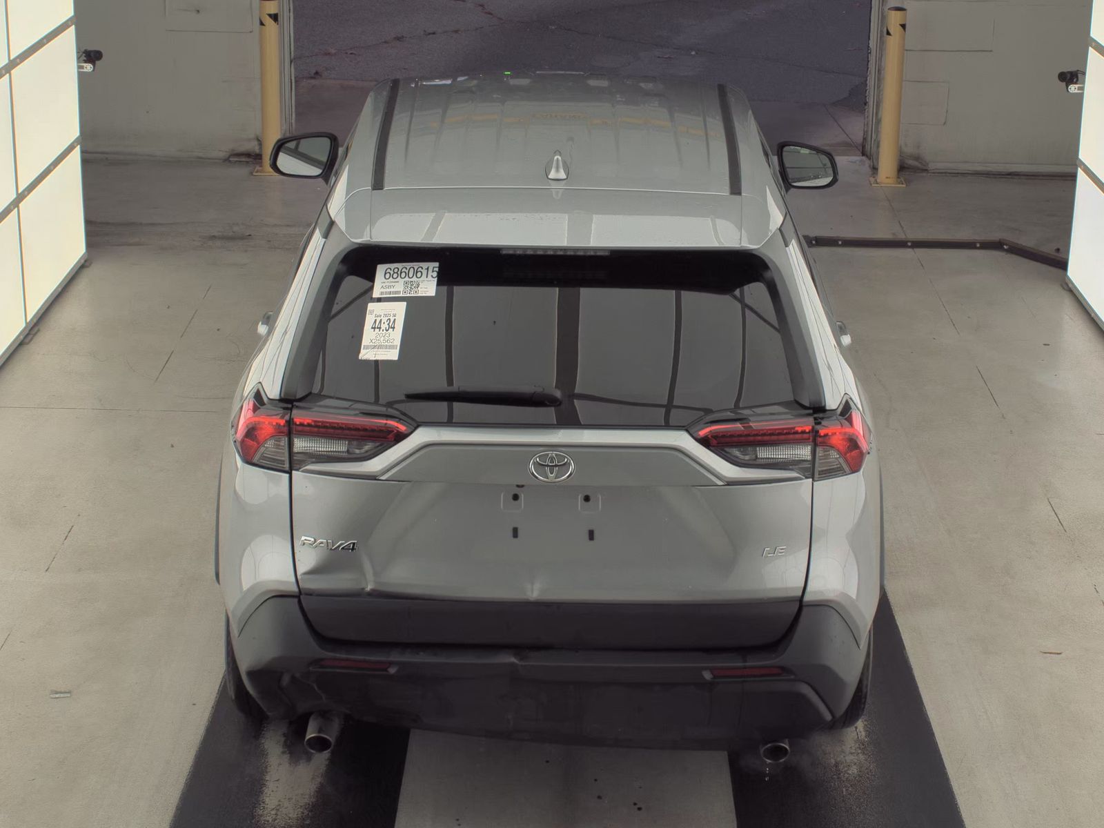 2023 Toyota RAV4 LE FWD