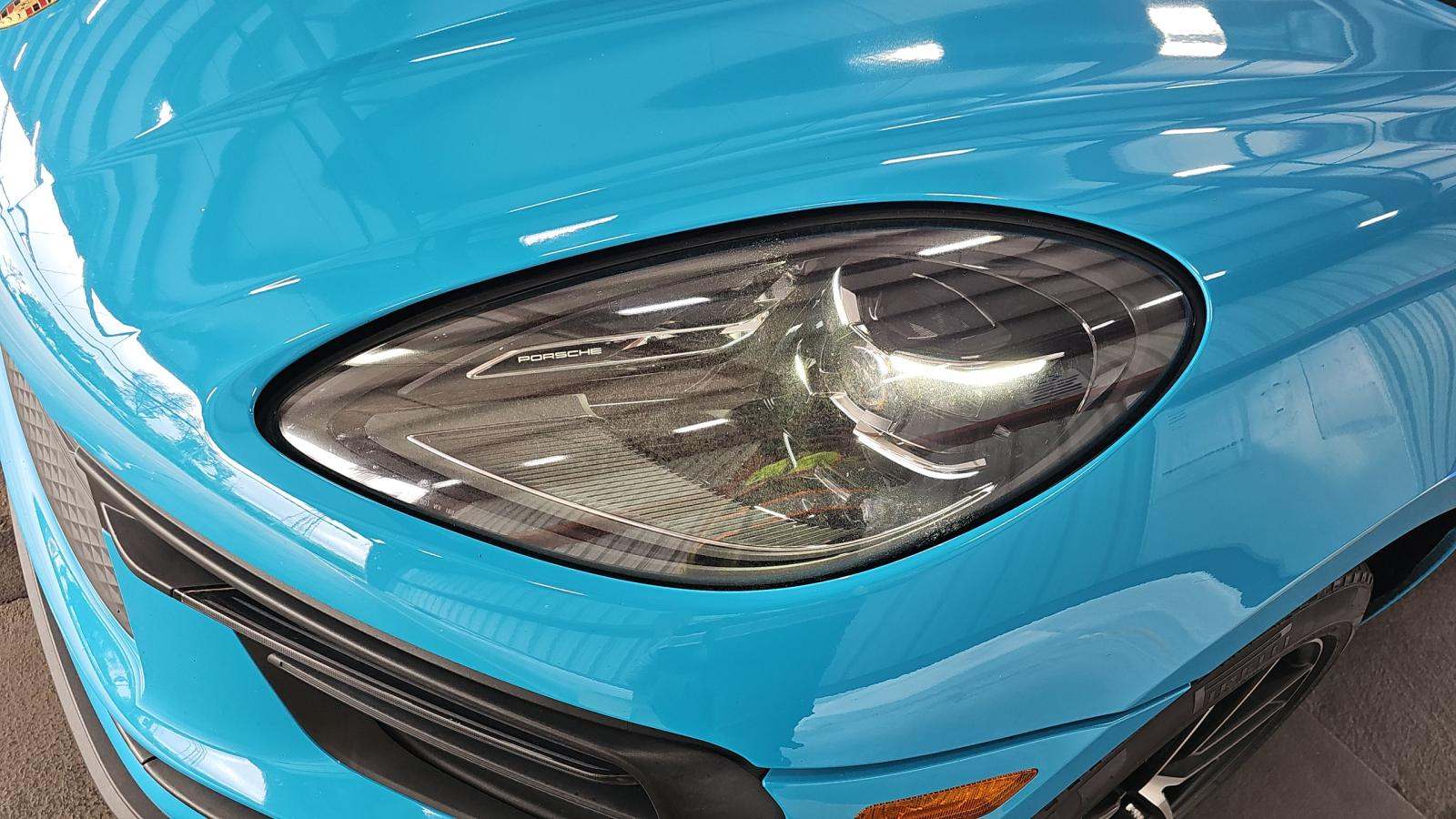 2023 Porsche Macan Base AWD