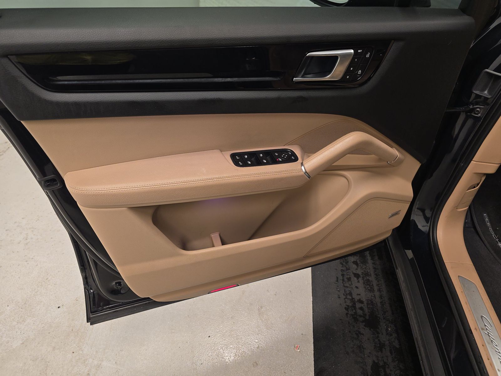 2022 Porsche Cayenne Base AWD