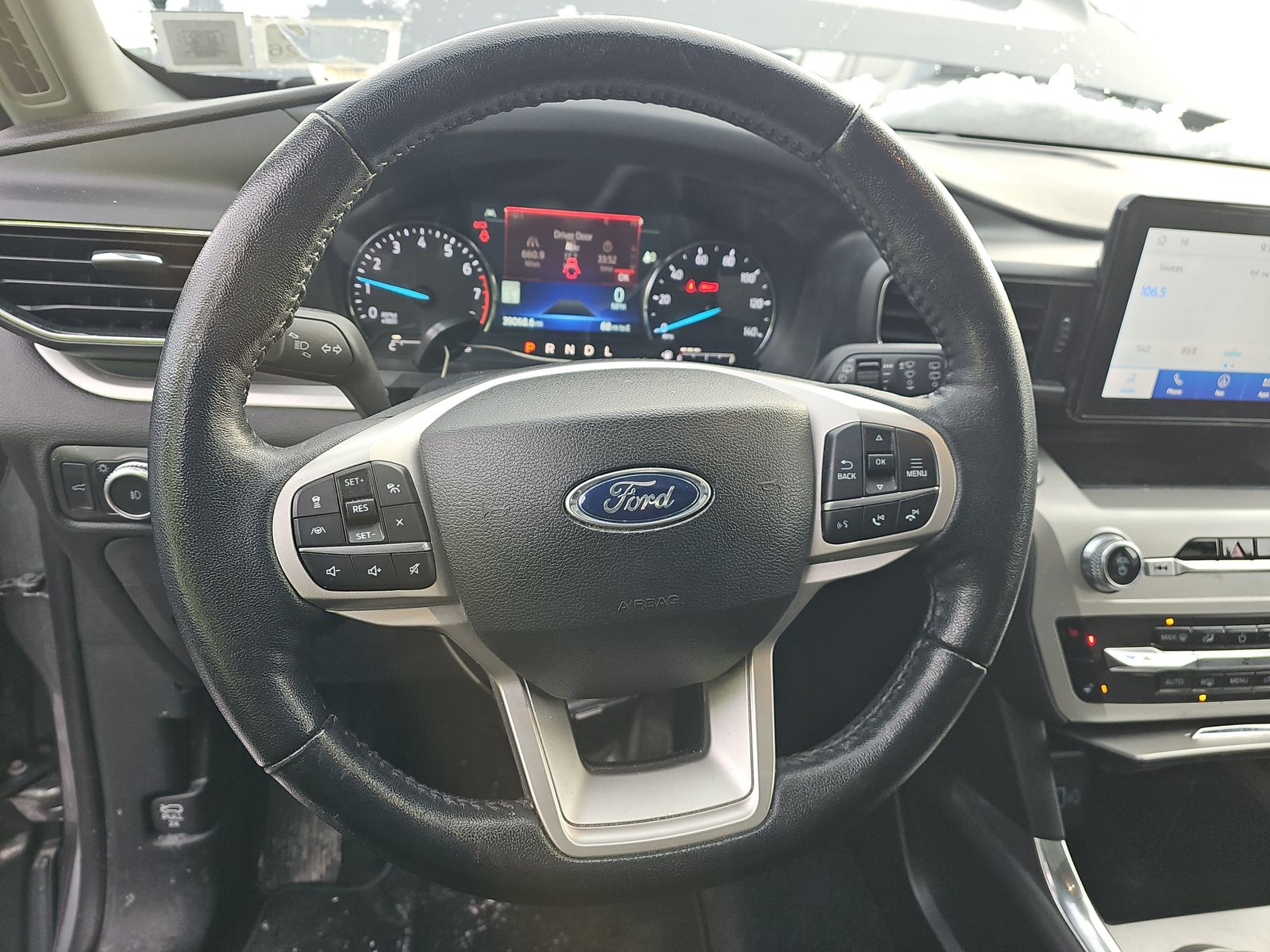 2022 Ford Explorer XLT AWD