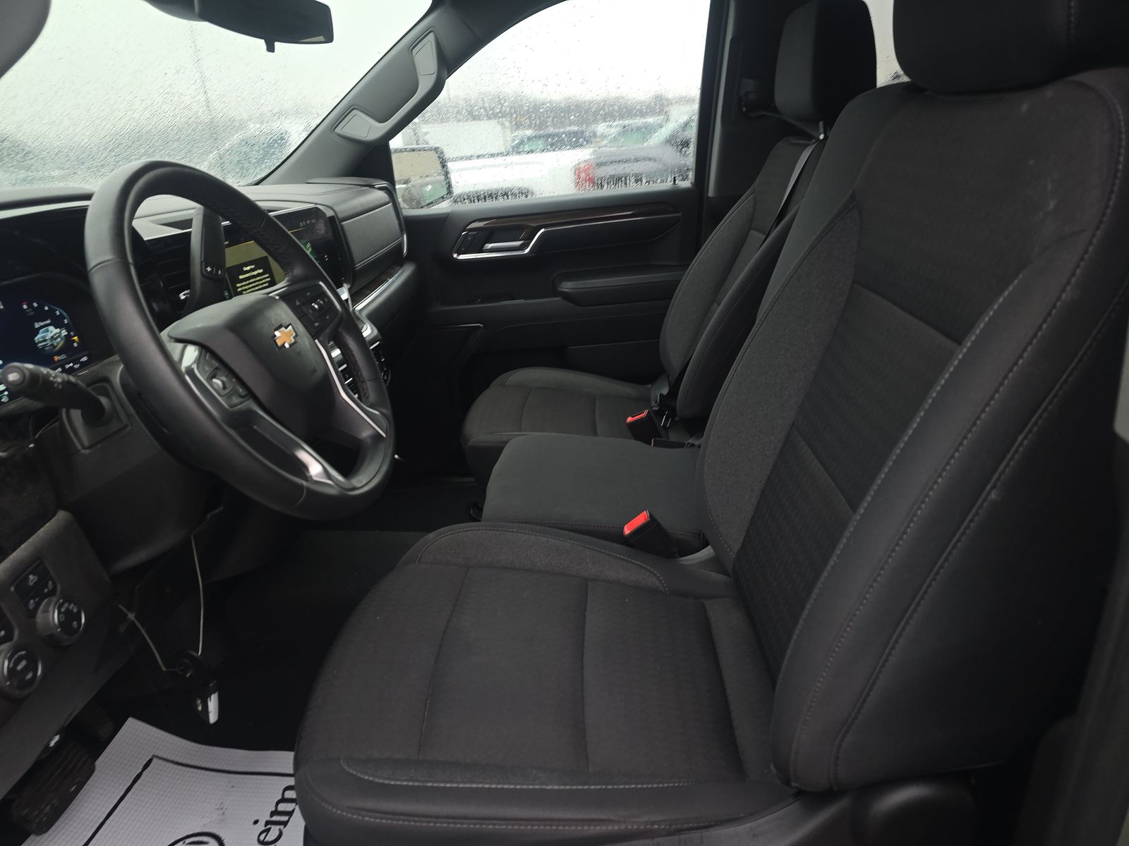 2024 Chevrolet Silverado 1500 LT AWD