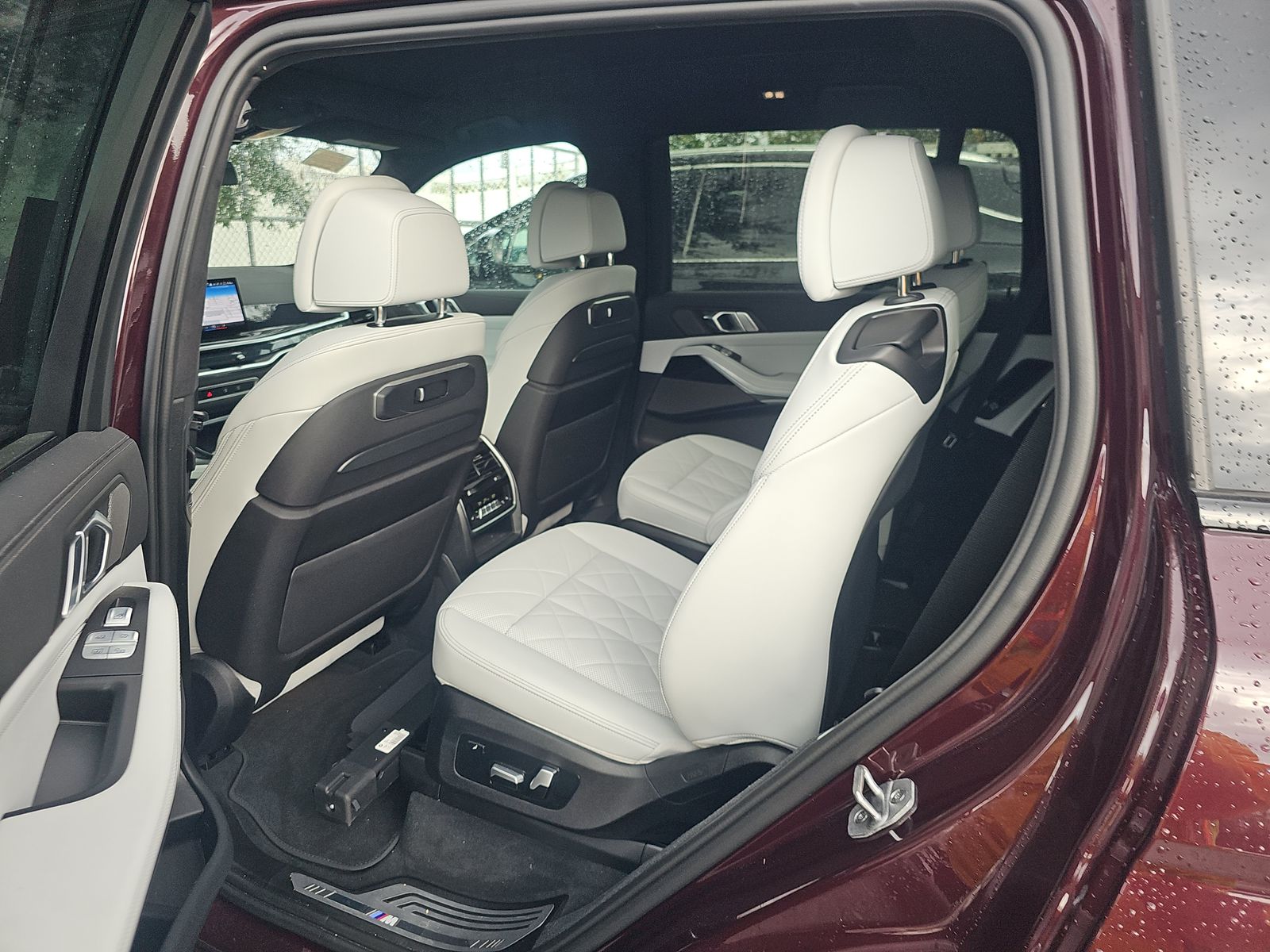 2023 BMW X7 xDrive40i AWD