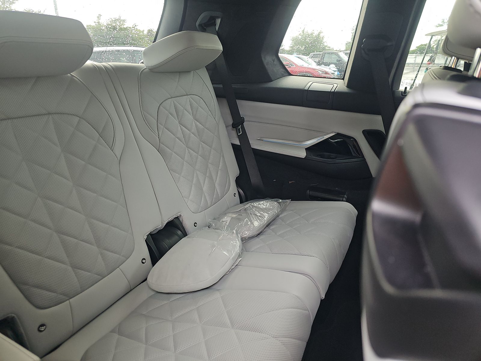 2023 BMW X7 xDrive40i AWD