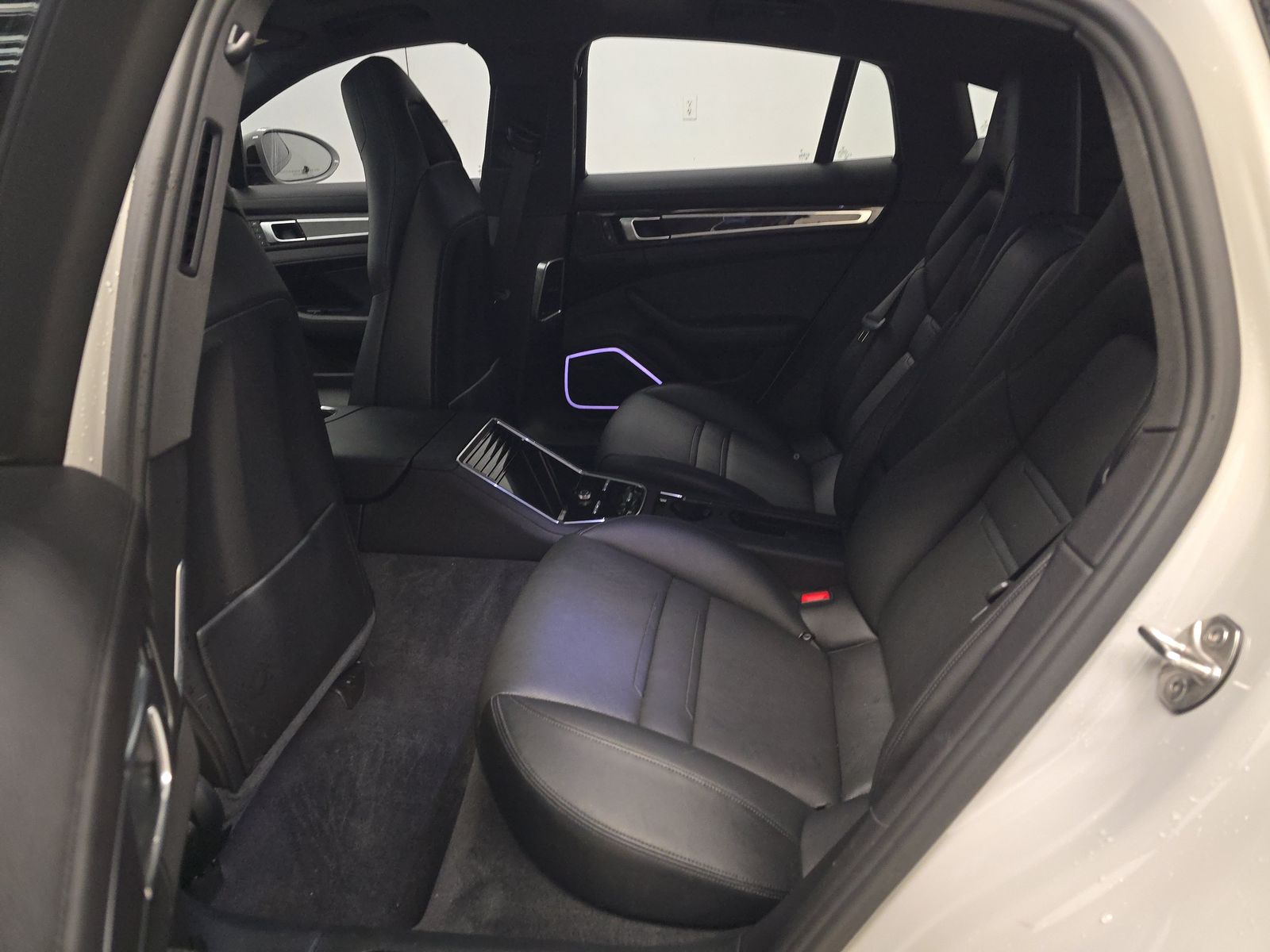 2023 Porsche Panamera Platinum Edition RWD