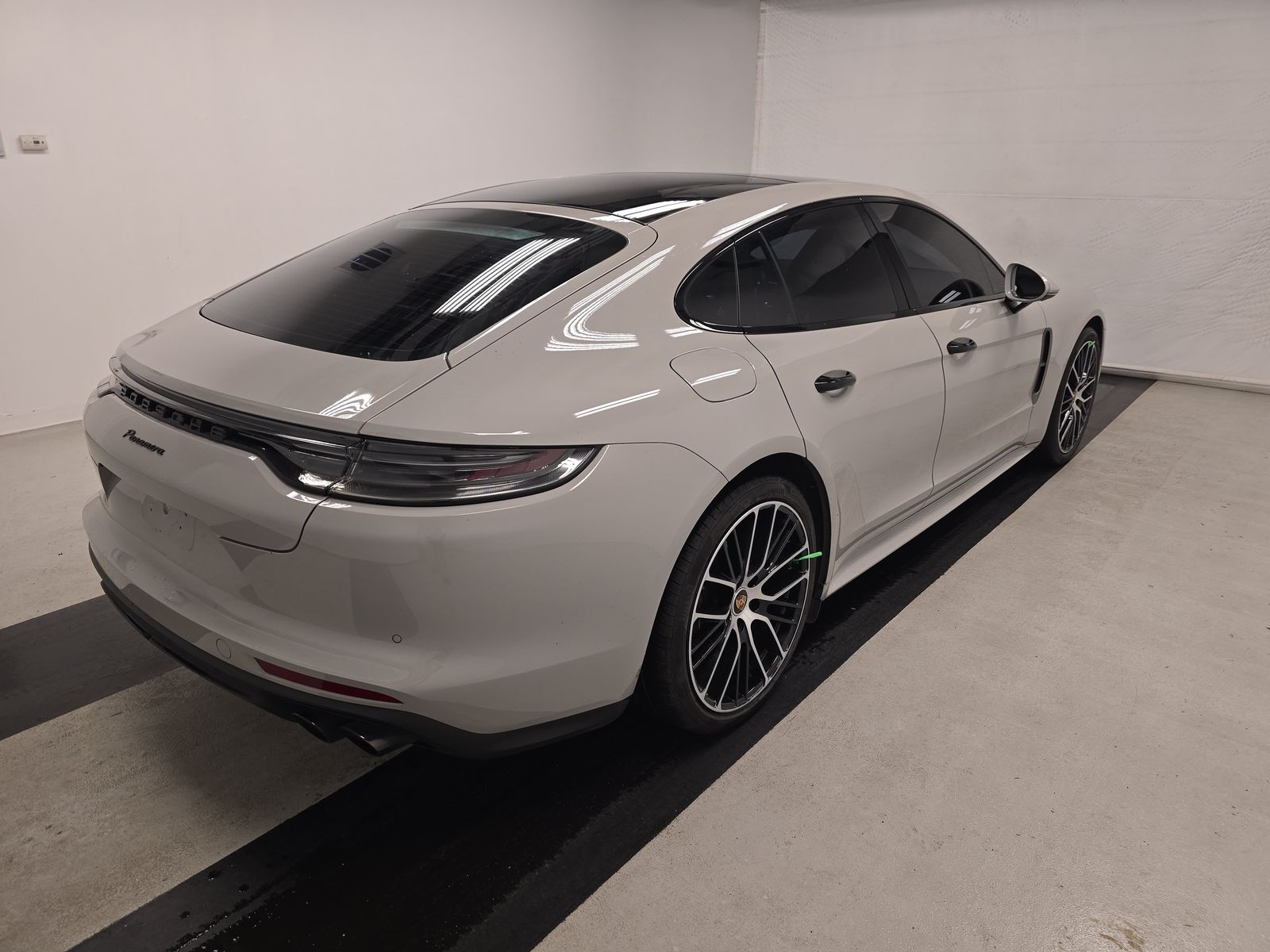 2023 Porsche Panamera Platinum Edition RWD