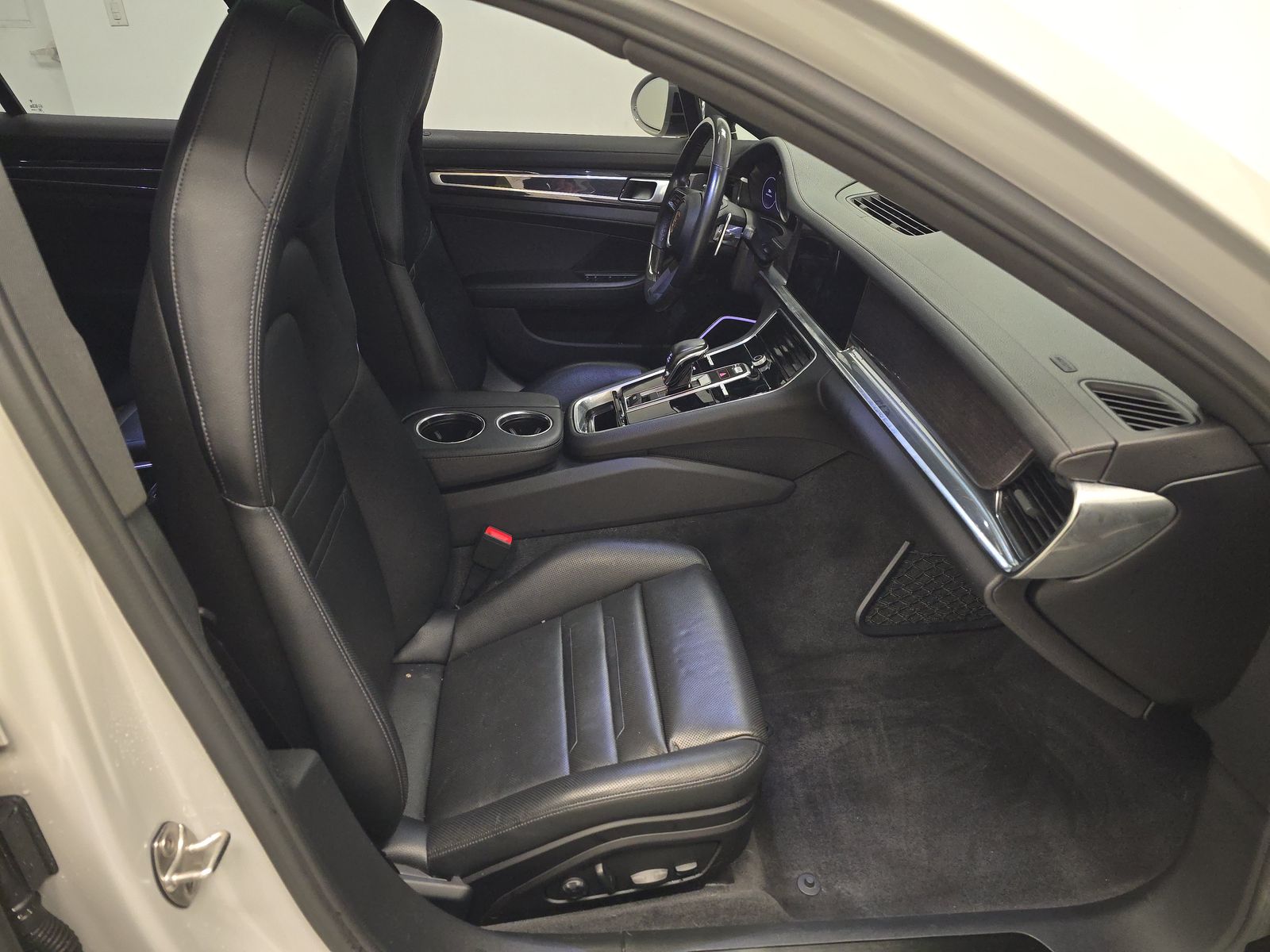 2023 Porsche Panamera Platinum Edition RWD