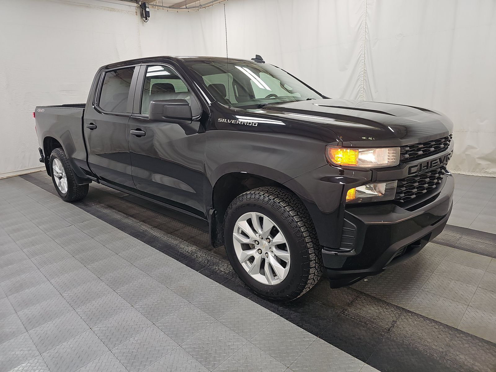 2022 Chevrolet Silverado 1500 Custom AWD
