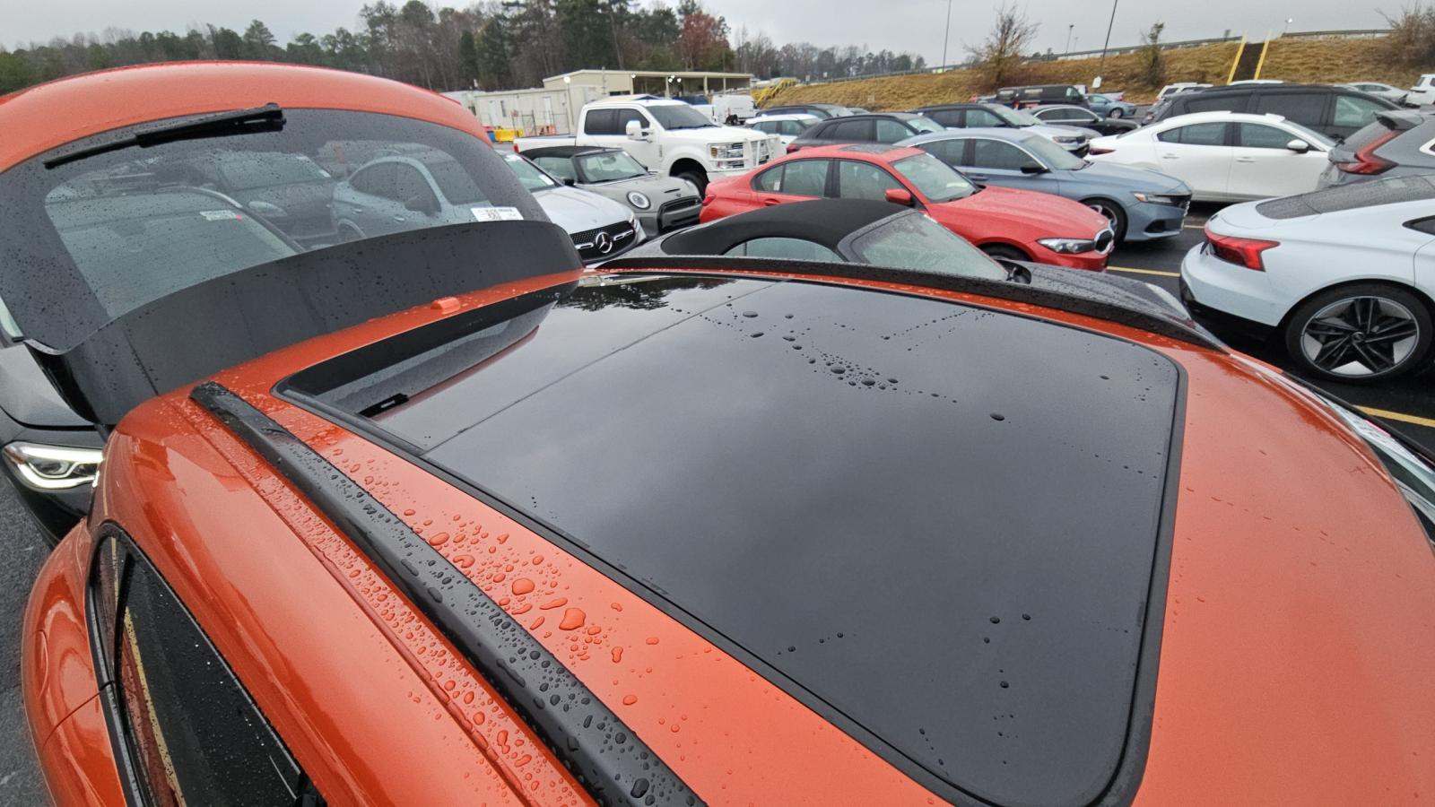 2024 Porsche Macan Base AWD