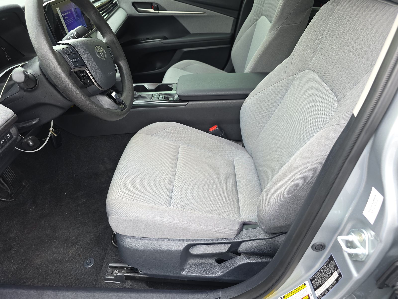 2025 Toyota Camry LE FWD