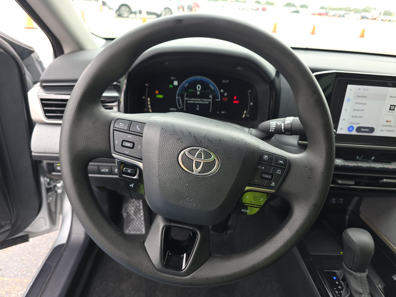 2025 Toyota Camry LE FWD