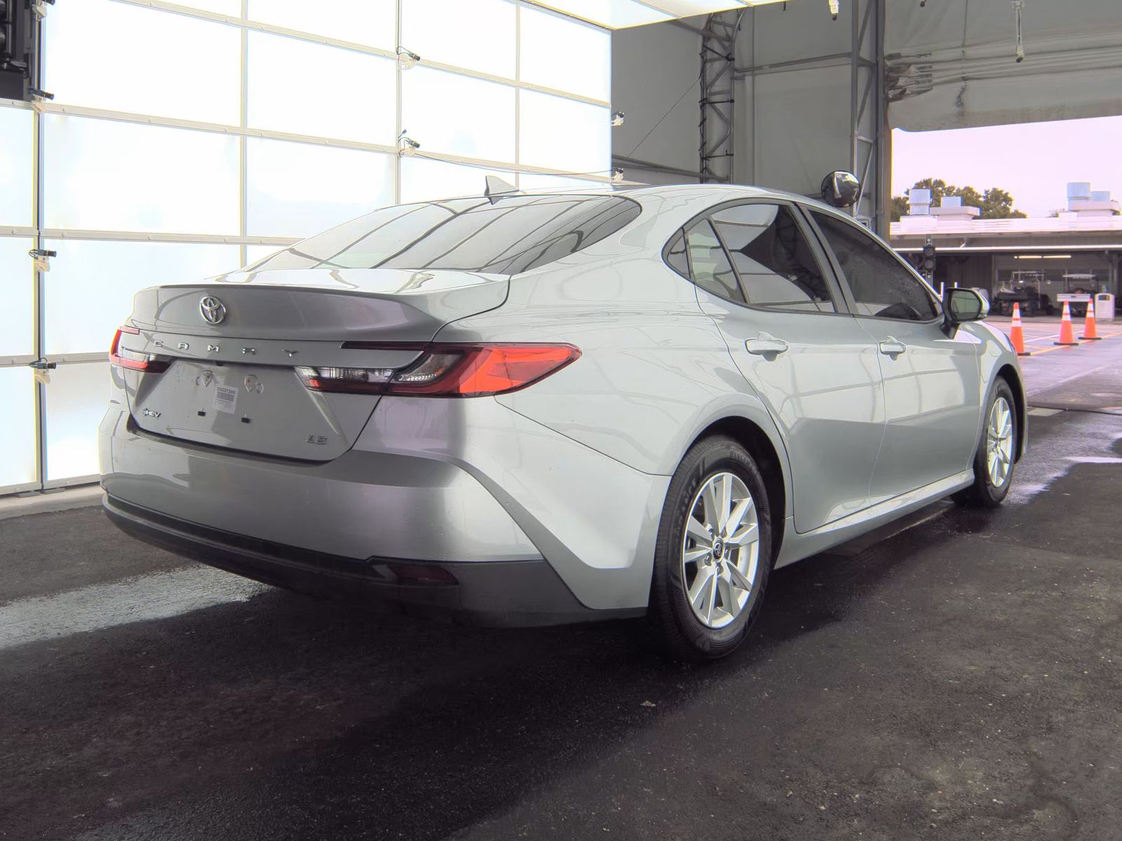 2025 Toyota Camry LE FWD
