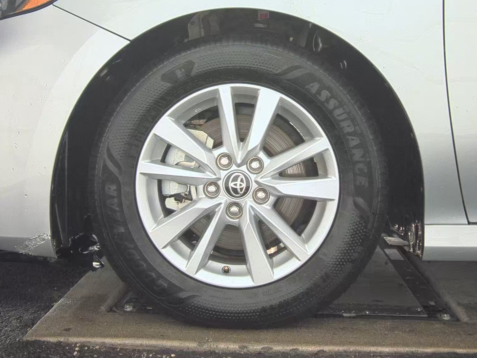 2025 Toyota Camry LE FWD