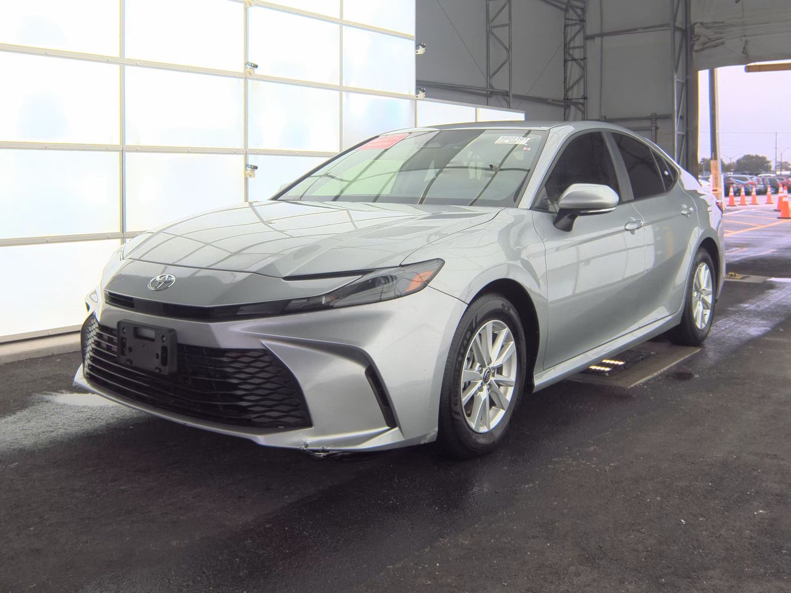 2025 Toyota Camry LE FWD