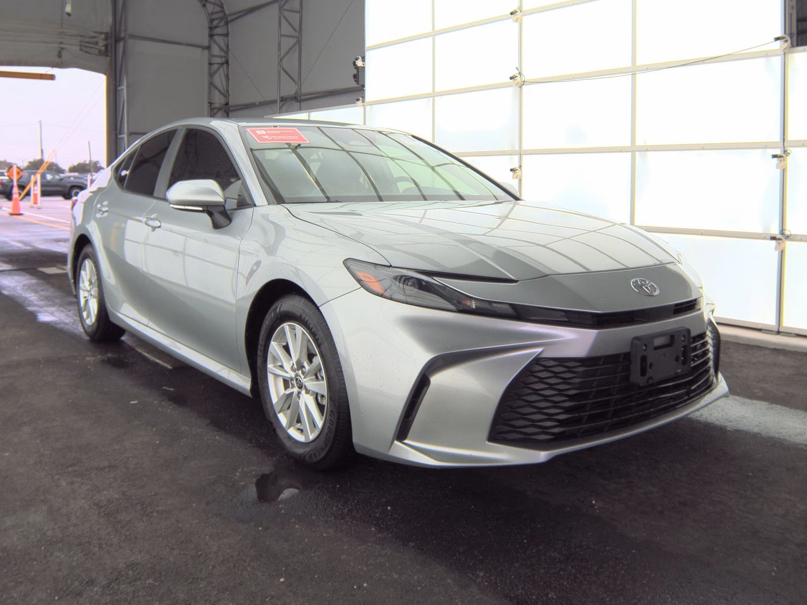 2025 Toyota Camry LE FWD