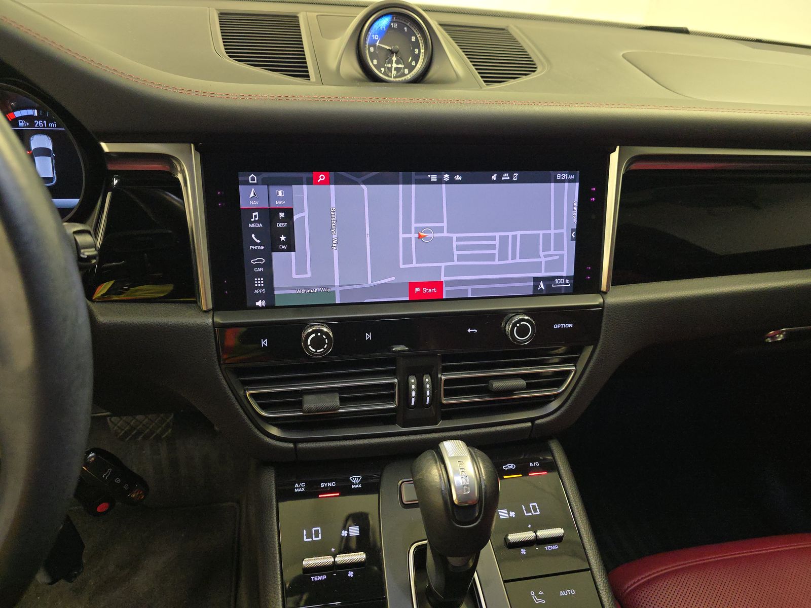 2023 Porsche Macan Base AWD