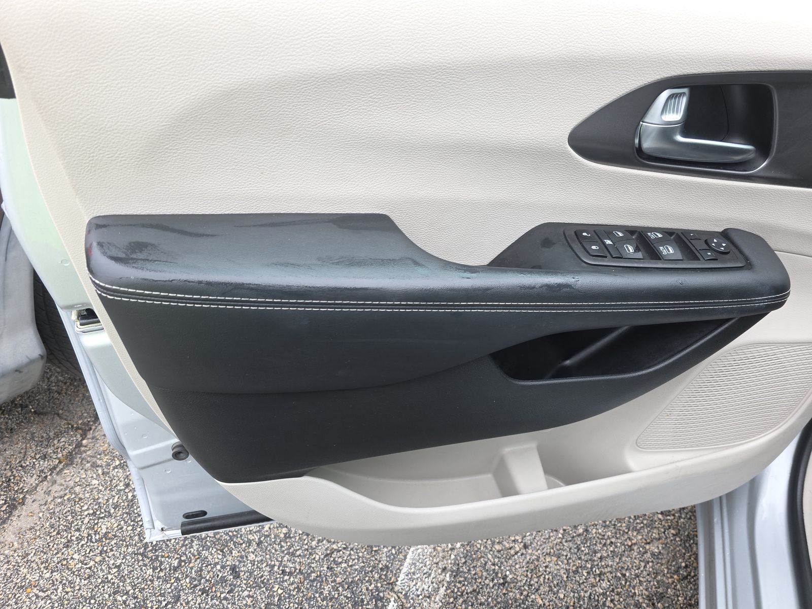 2024 Chrysler Pacifica Touring L FWD