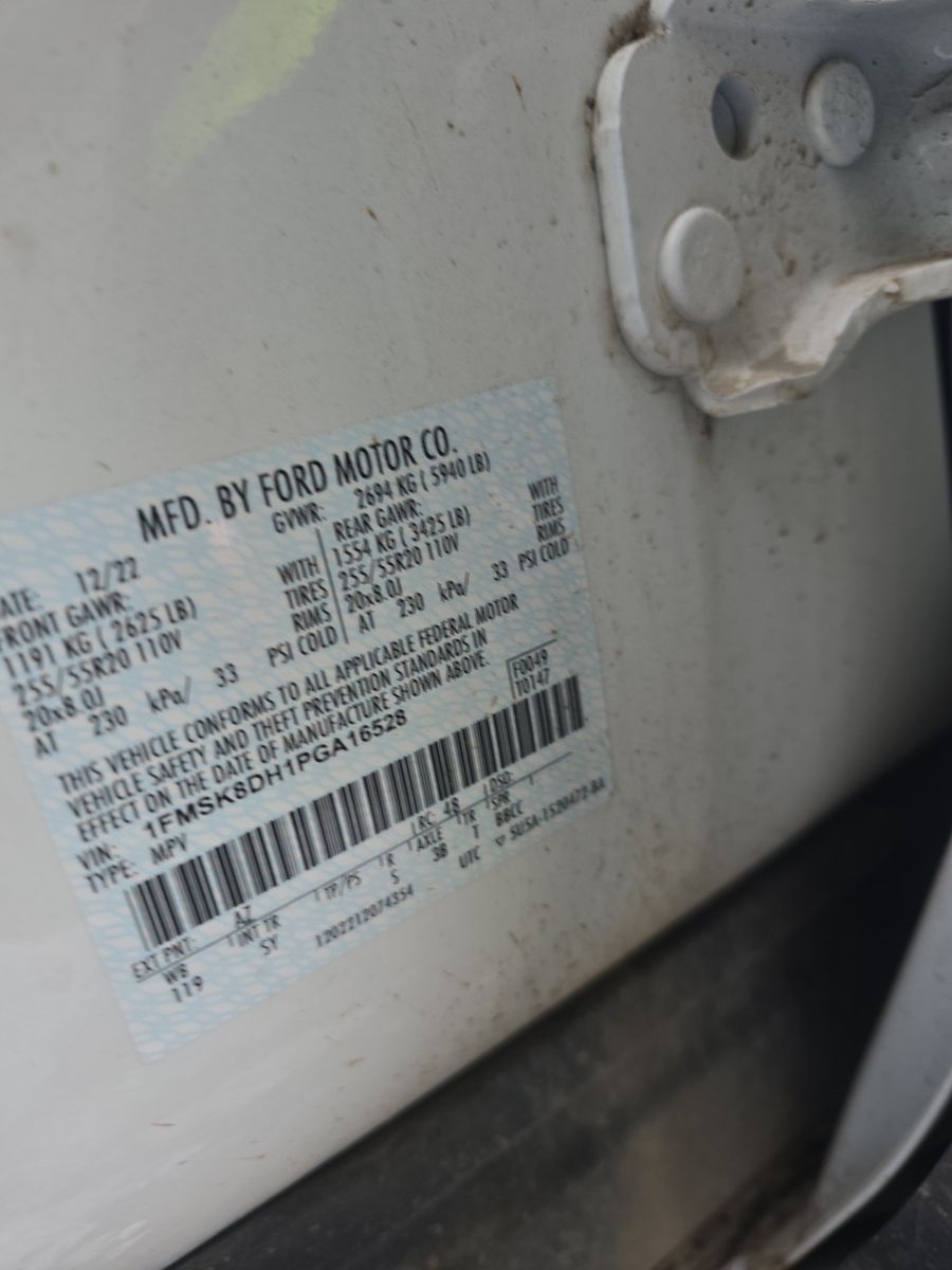 2023 Ford Explorer XLT AWD