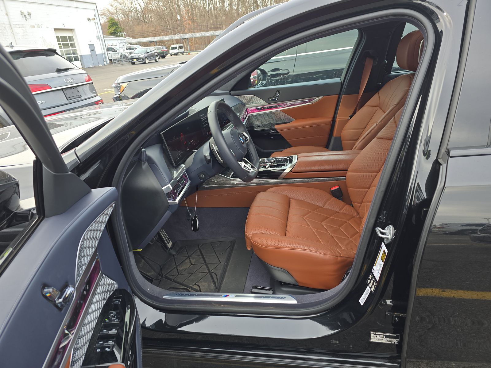 2025 BMW 7 Series 760i xDrive AWD