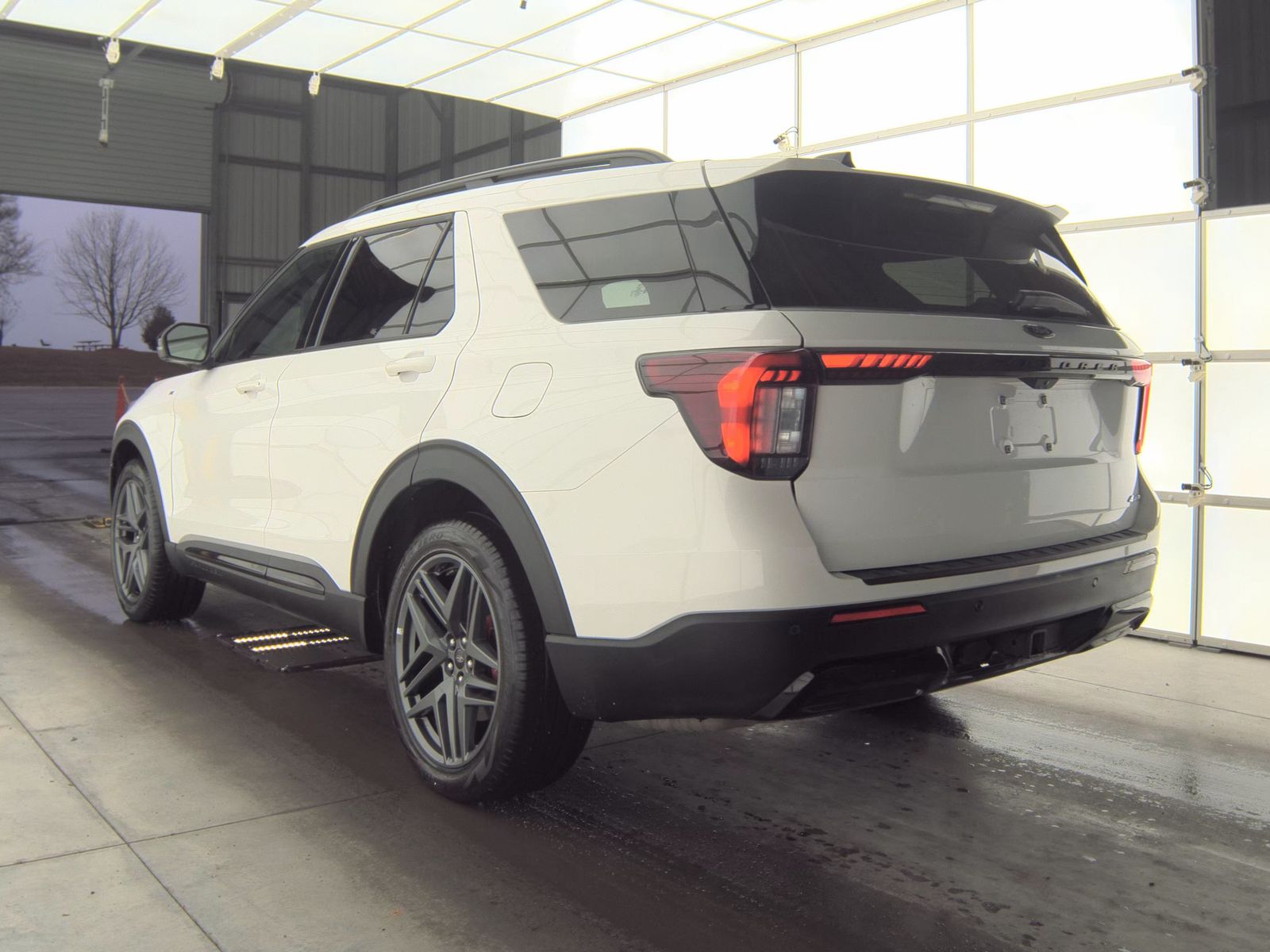 2025 Ford Explorer ST-Line AWD