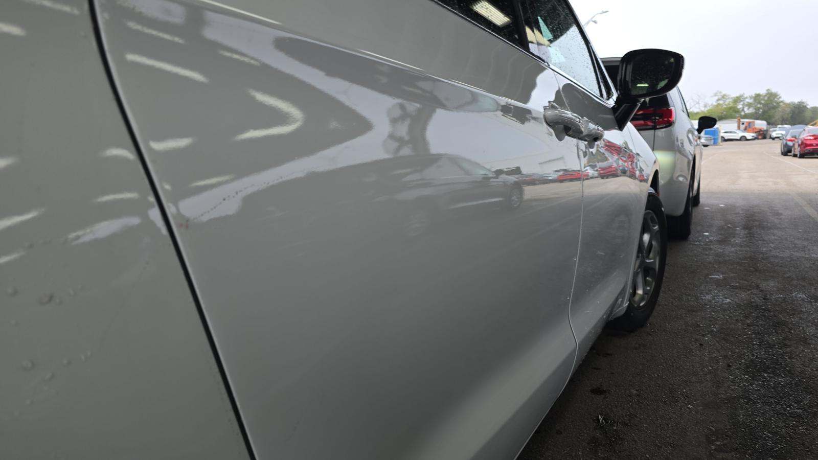 2024 Chrysler Pacifica Limited FWD