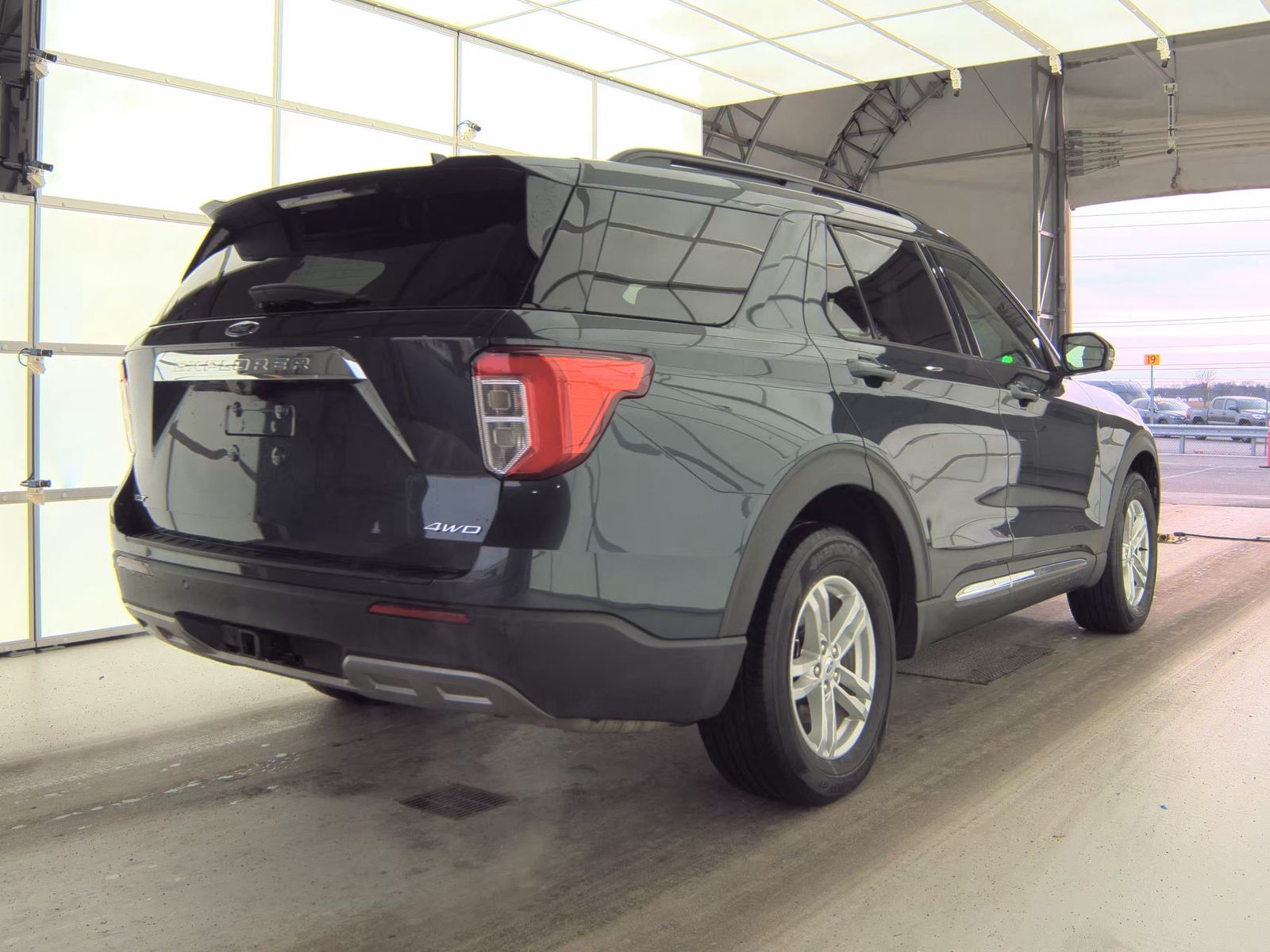 2023 Ford Explorer XLT AWD