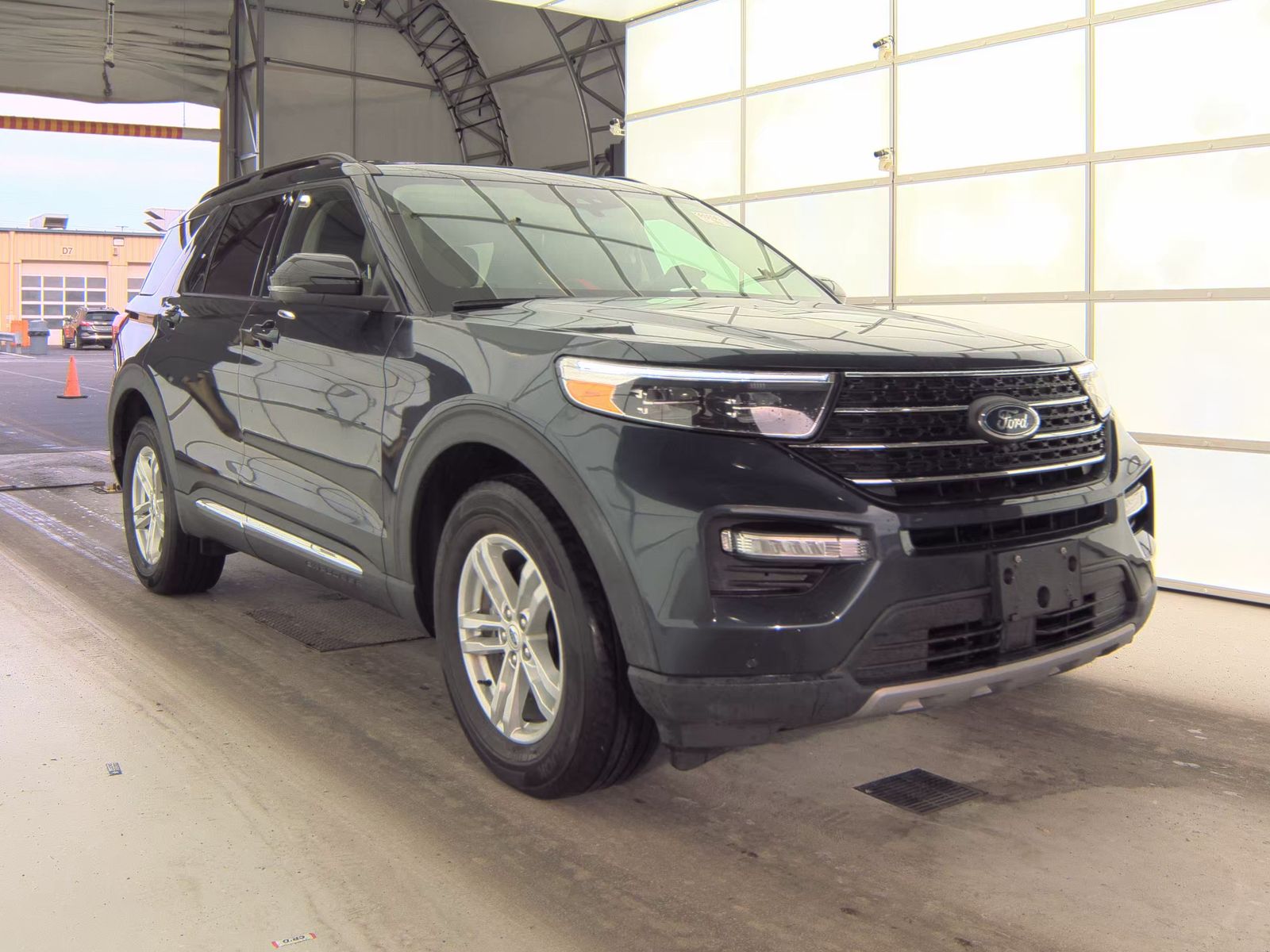 2023 Ford Explorer XLT AWD