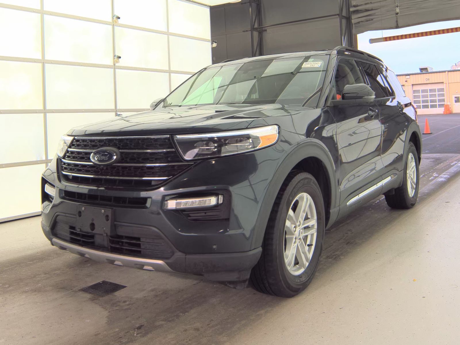 2023 Ford Explorer XLT AWD