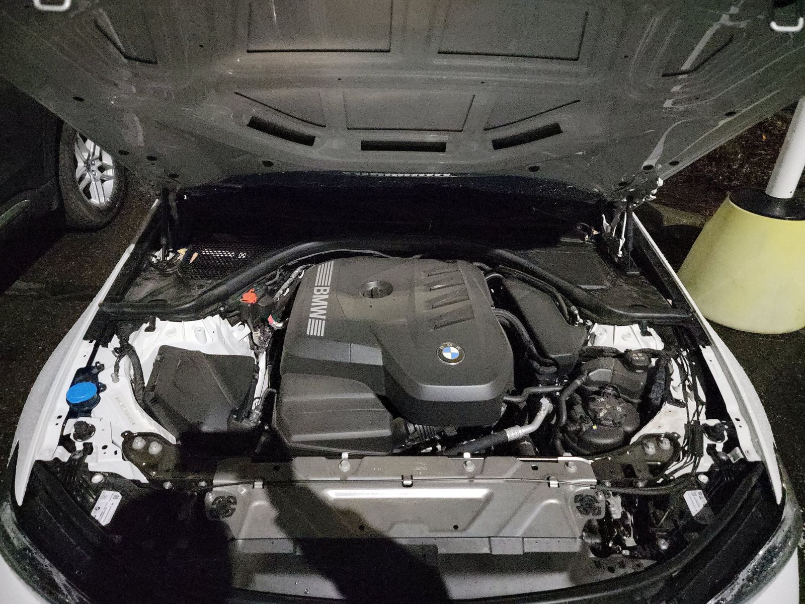 2025 BMW 3 Series 330i xDrive AWD