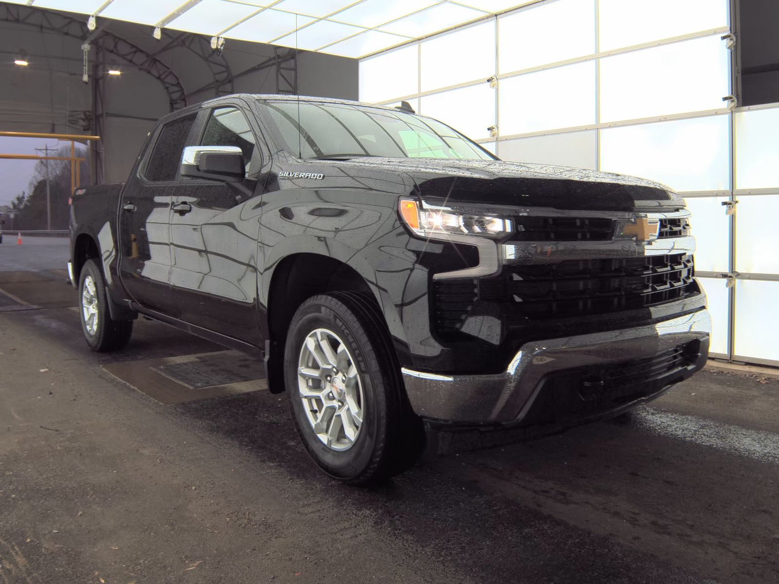 2024 Chevrolet Silverado 1500 LT AWD