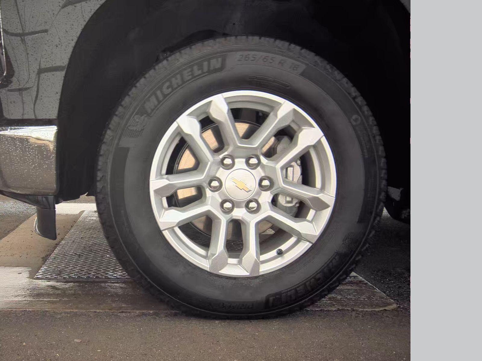 2024 Chevrolet Silverado 1500 LT AWD