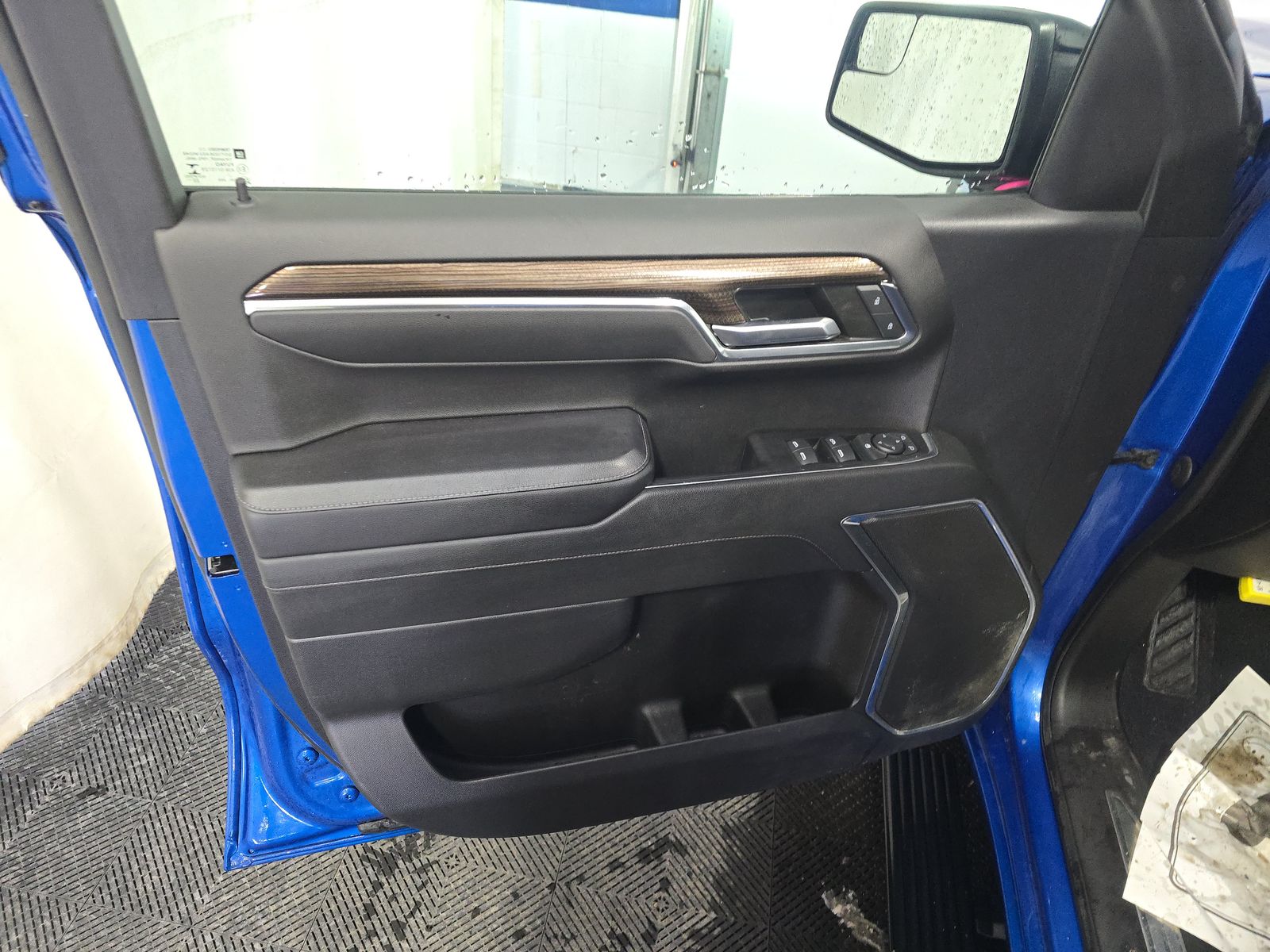 2023 Chevrolet Silverado 1500 RST AWD